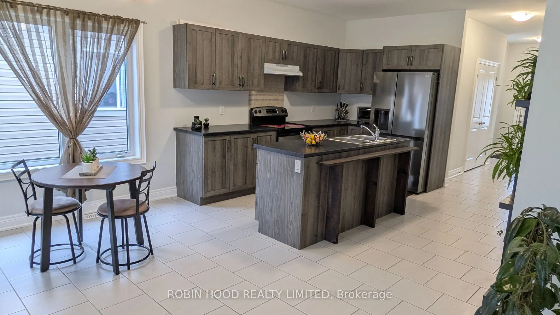420 Williams Crescent