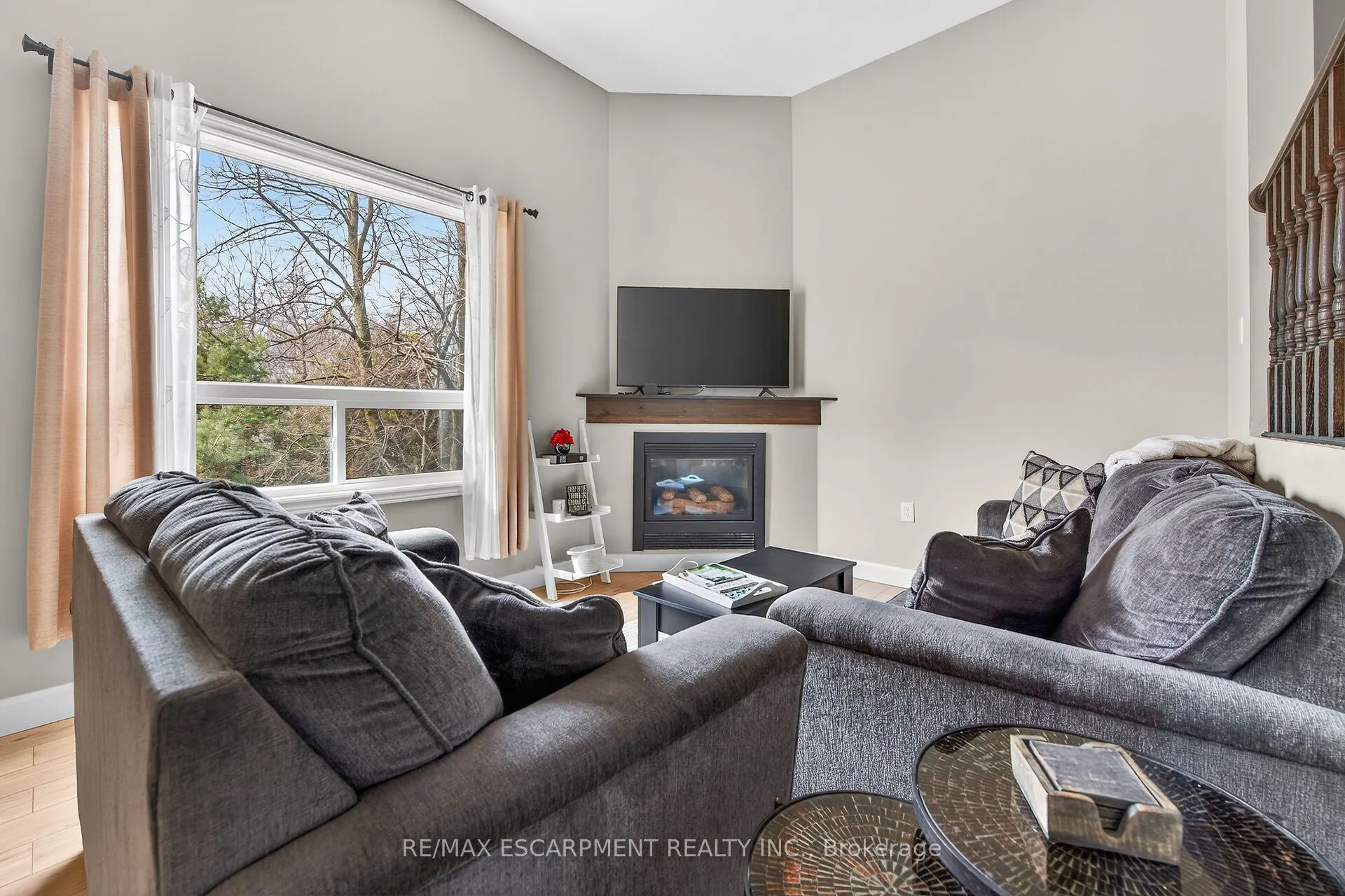 23 Rosedale Court #7