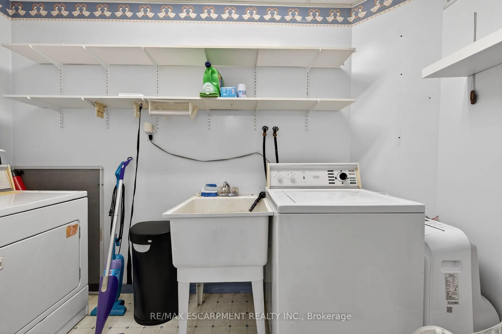 23 Rosedale Court #7