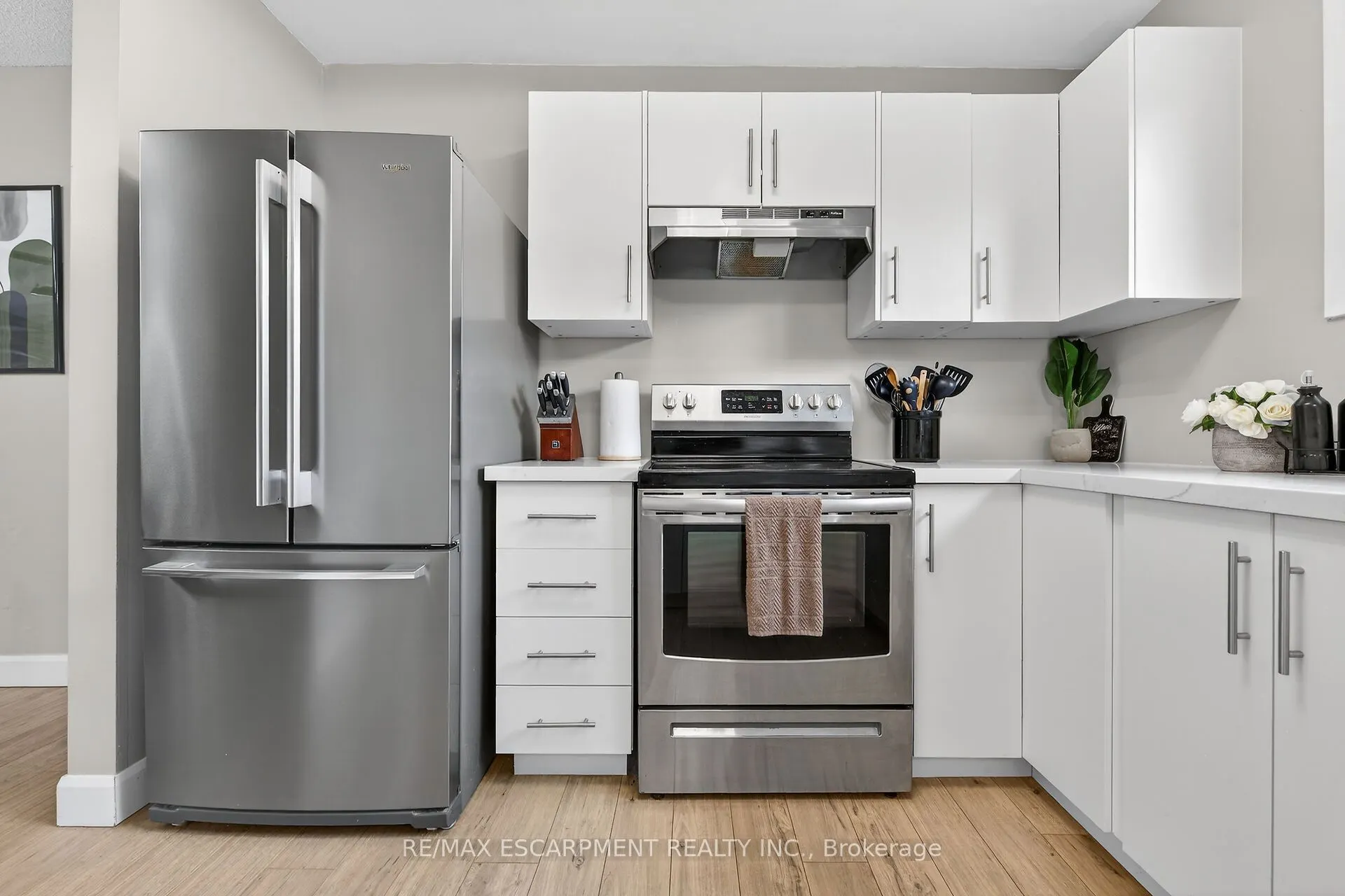 23 Rosedale Court #7