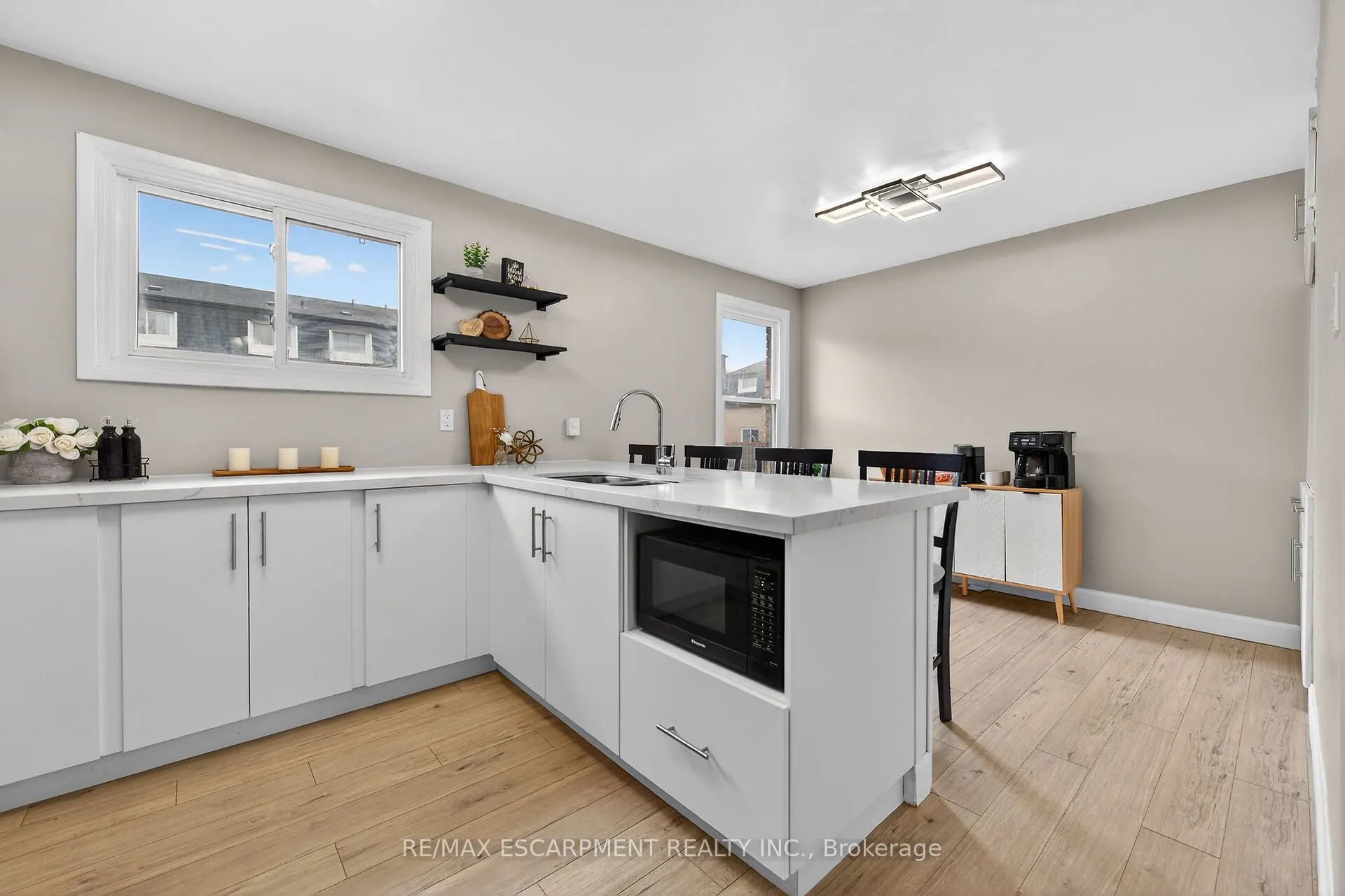23 Rosedale Court #7