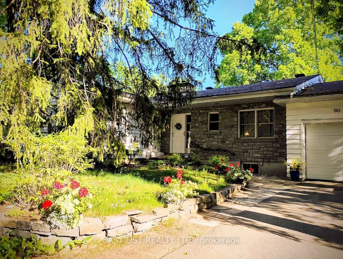 60 Mariposa Avenue
