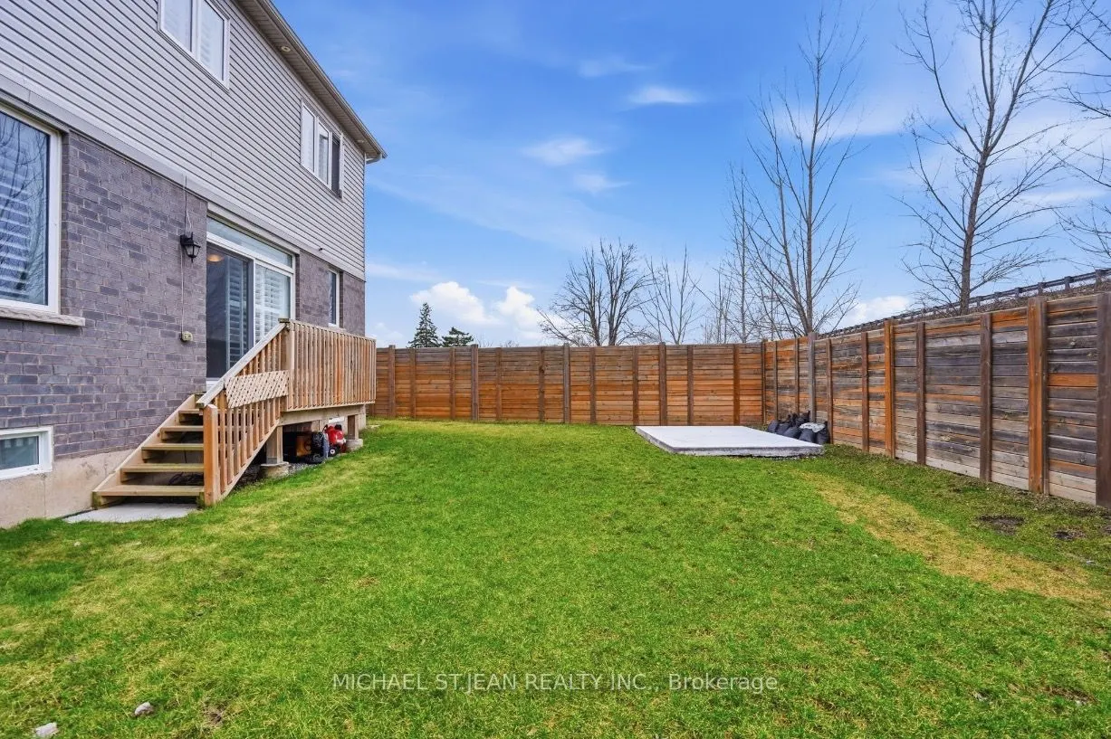 62 Esther Crescent