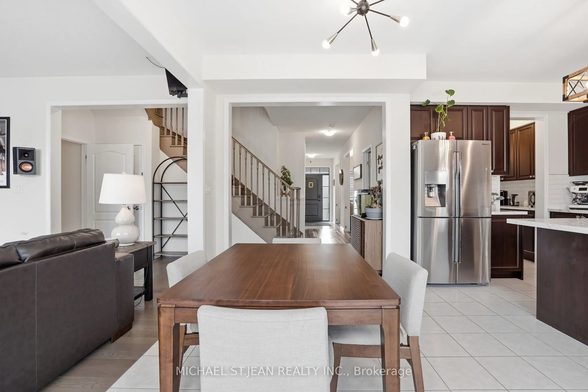 62 Esther Crescent