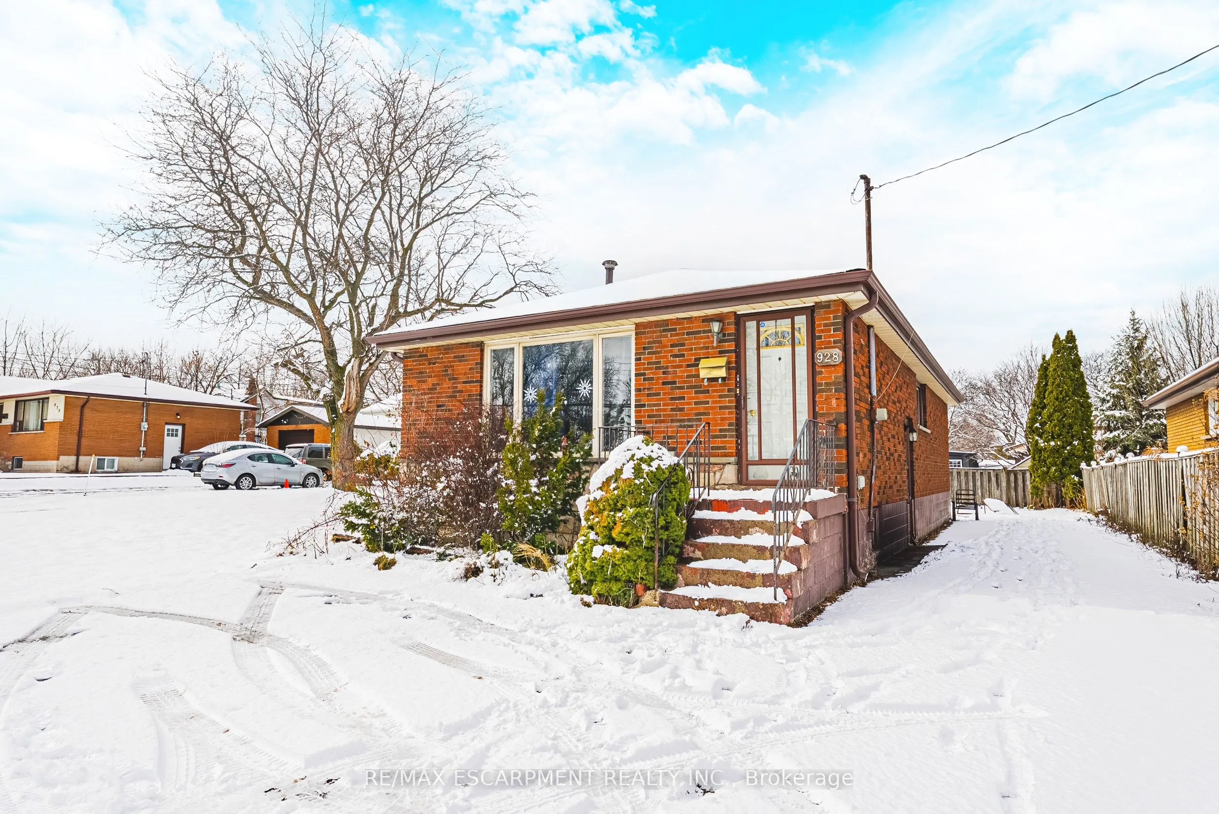 928 Upper Gage Avenue