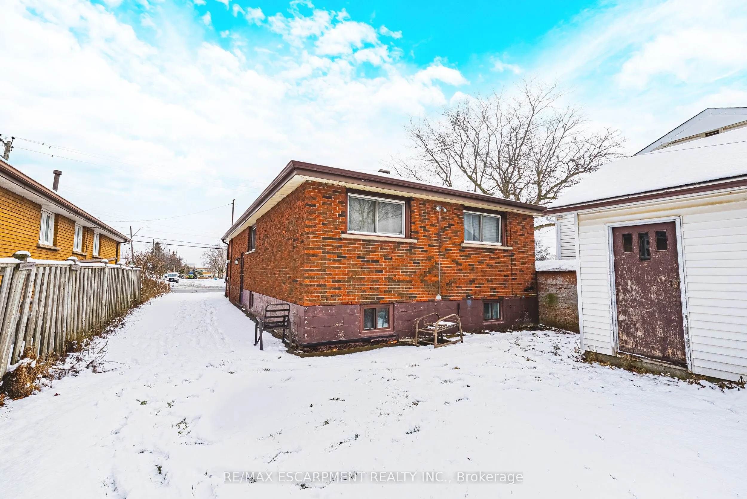928 Upper Gage Avenue