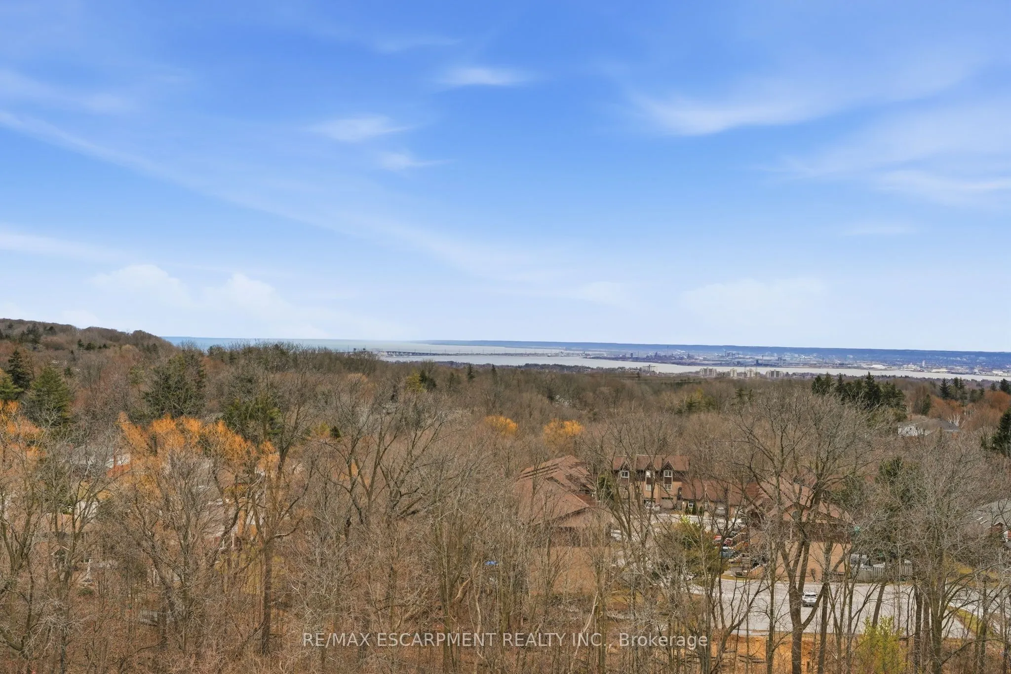 30 Hamilton Street S #201