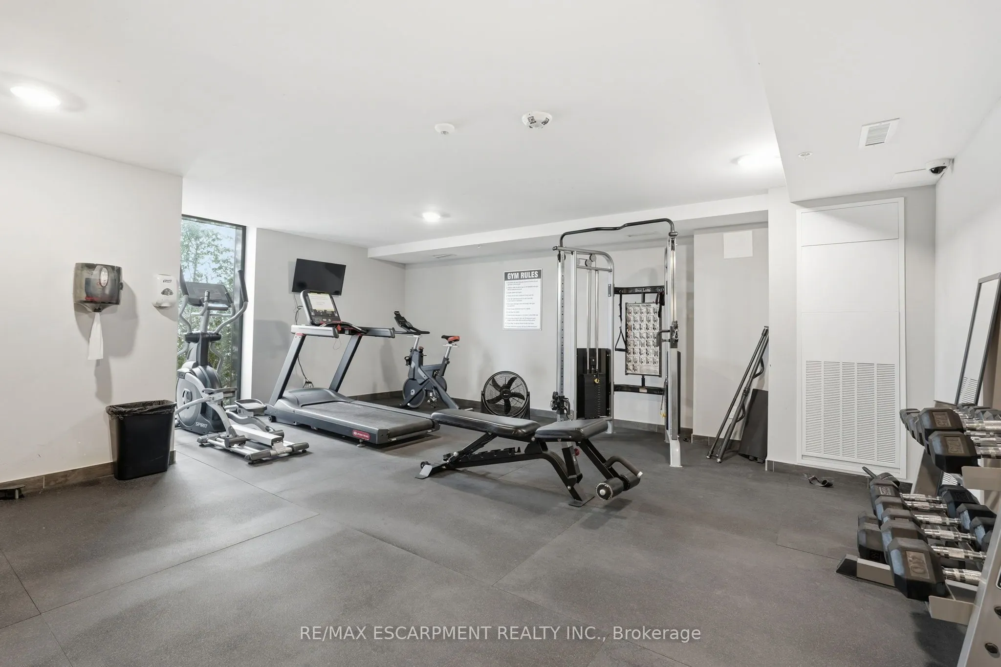 30 Hamilton Street S #201