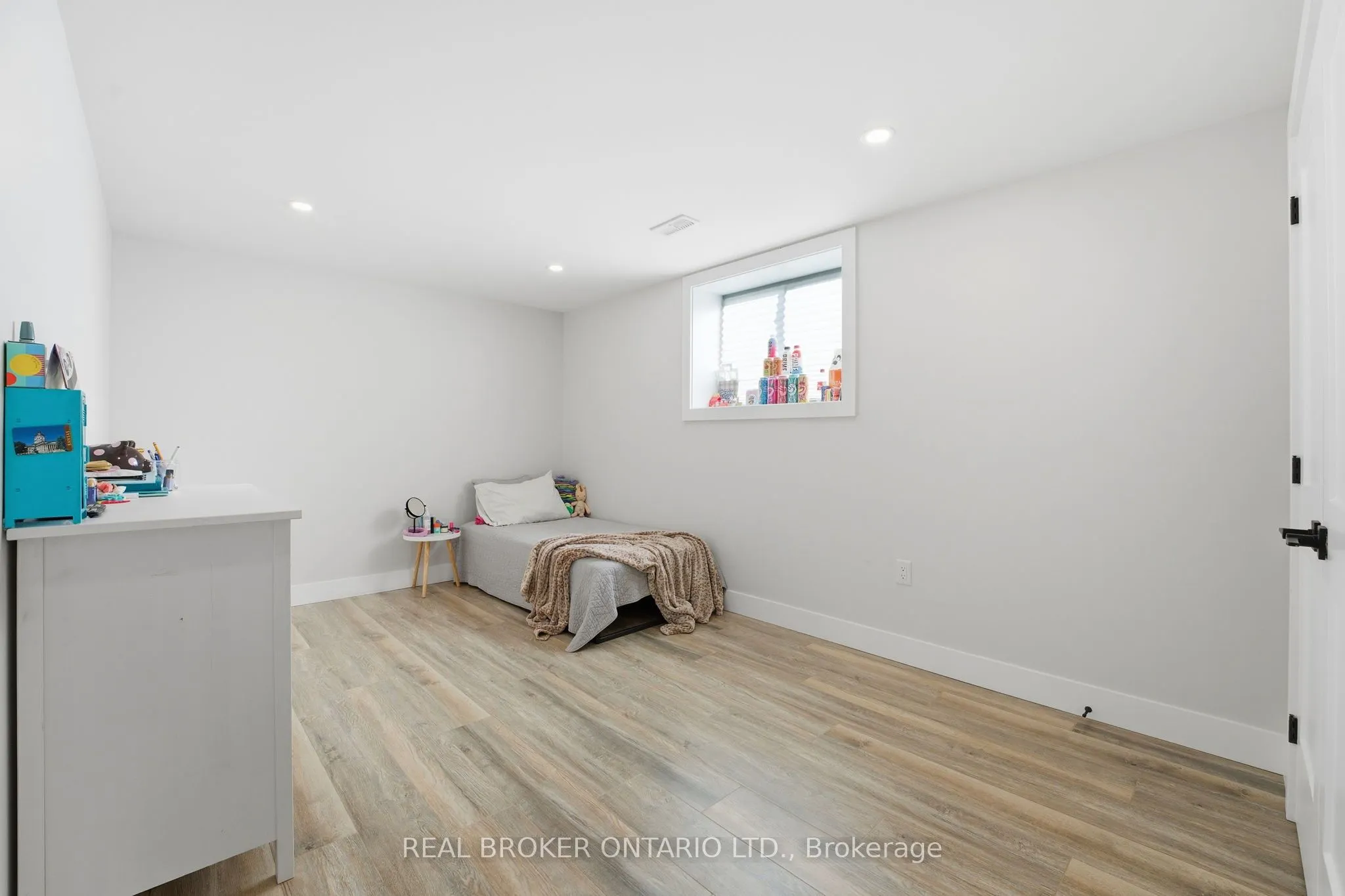 48 Rebecca Drive
