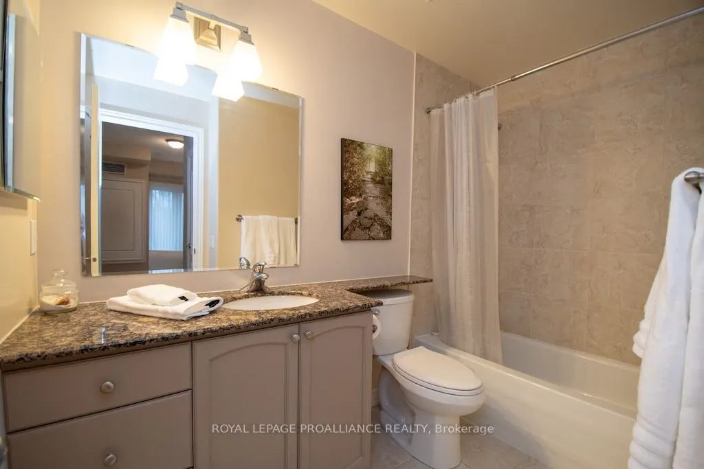 869 Clonsilla Avenue #212