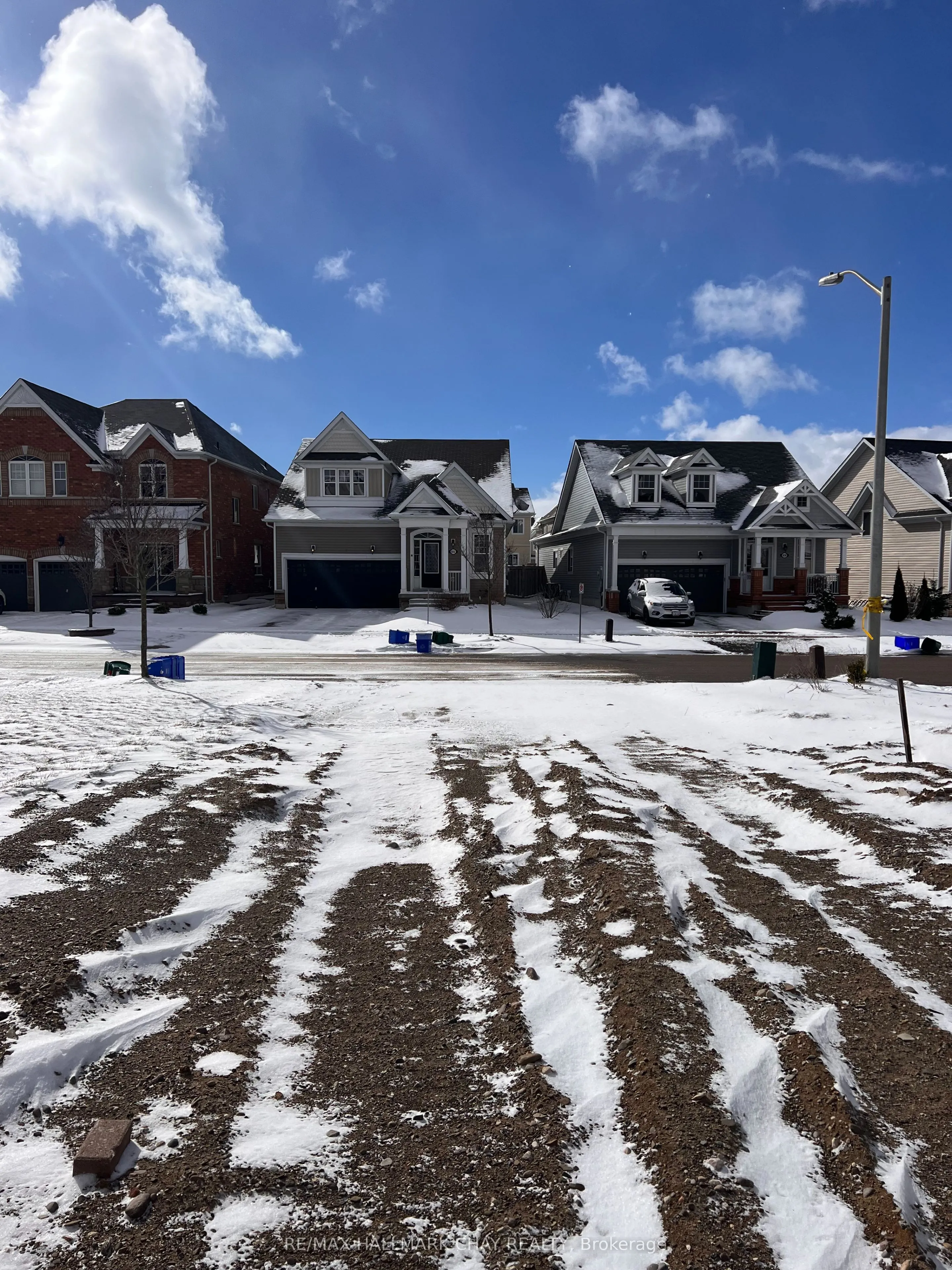 837 O'Reilly Crescent