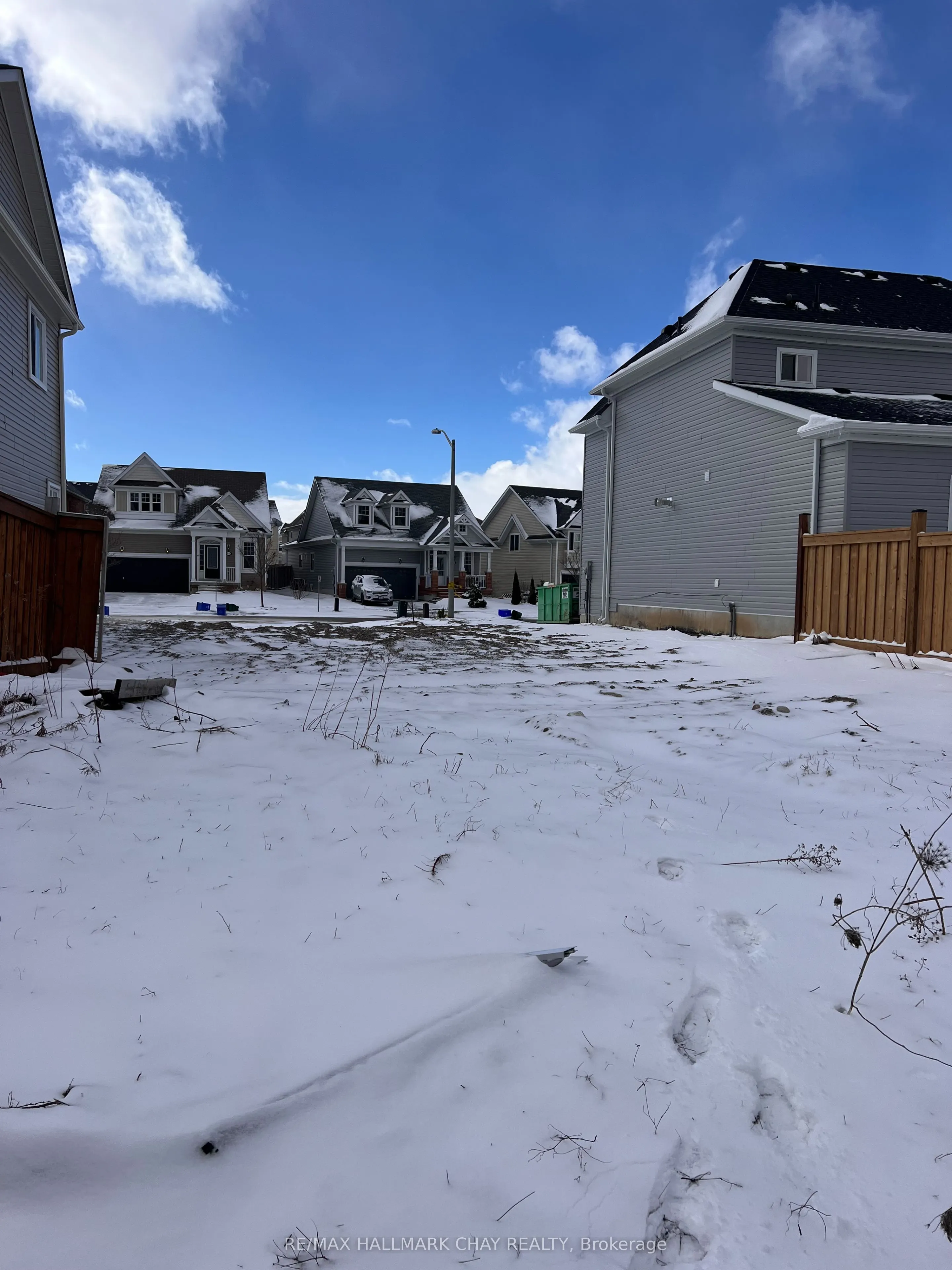 837 O'Reilly Crescent