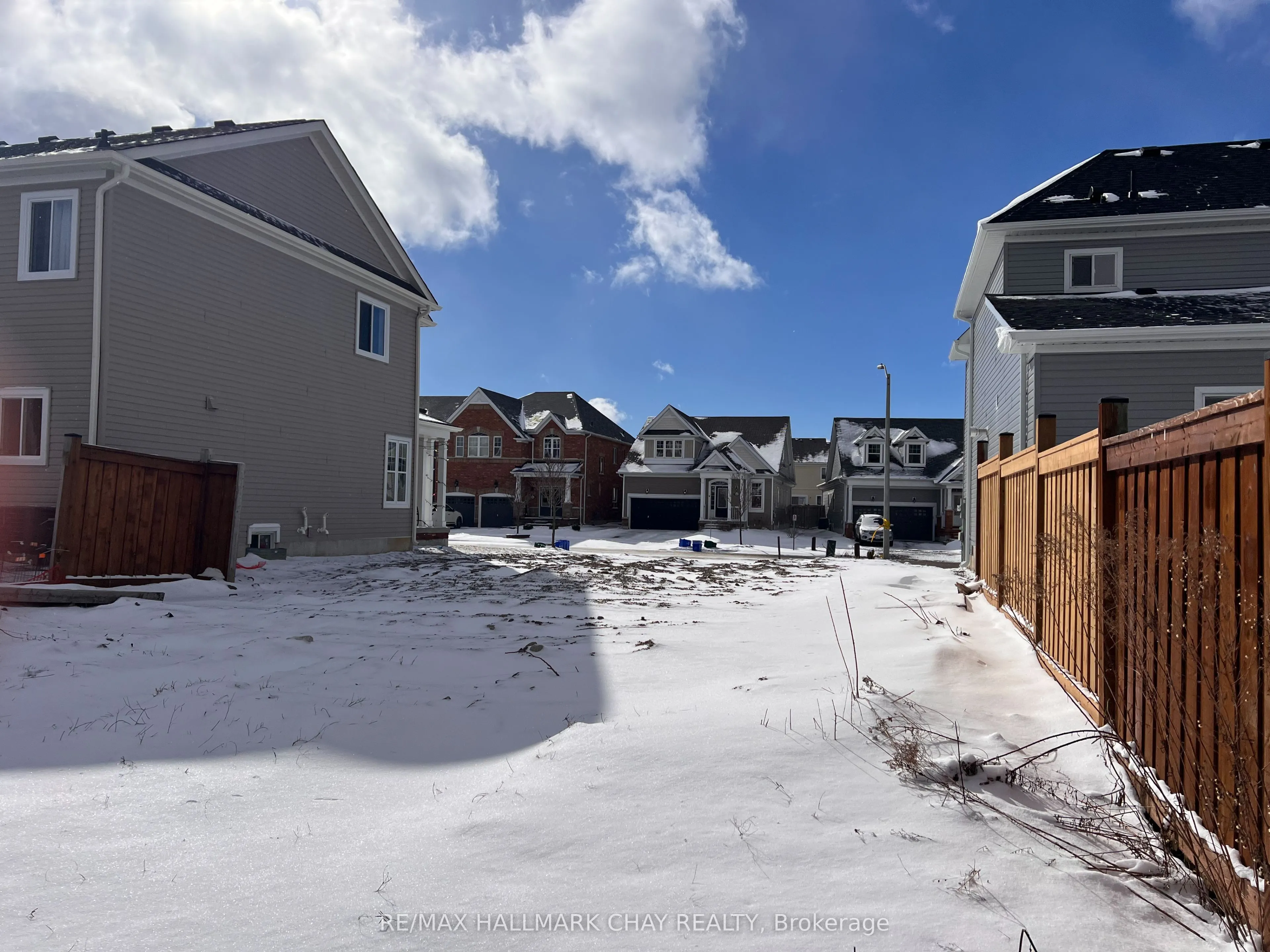 837 O'Reilly Crescent