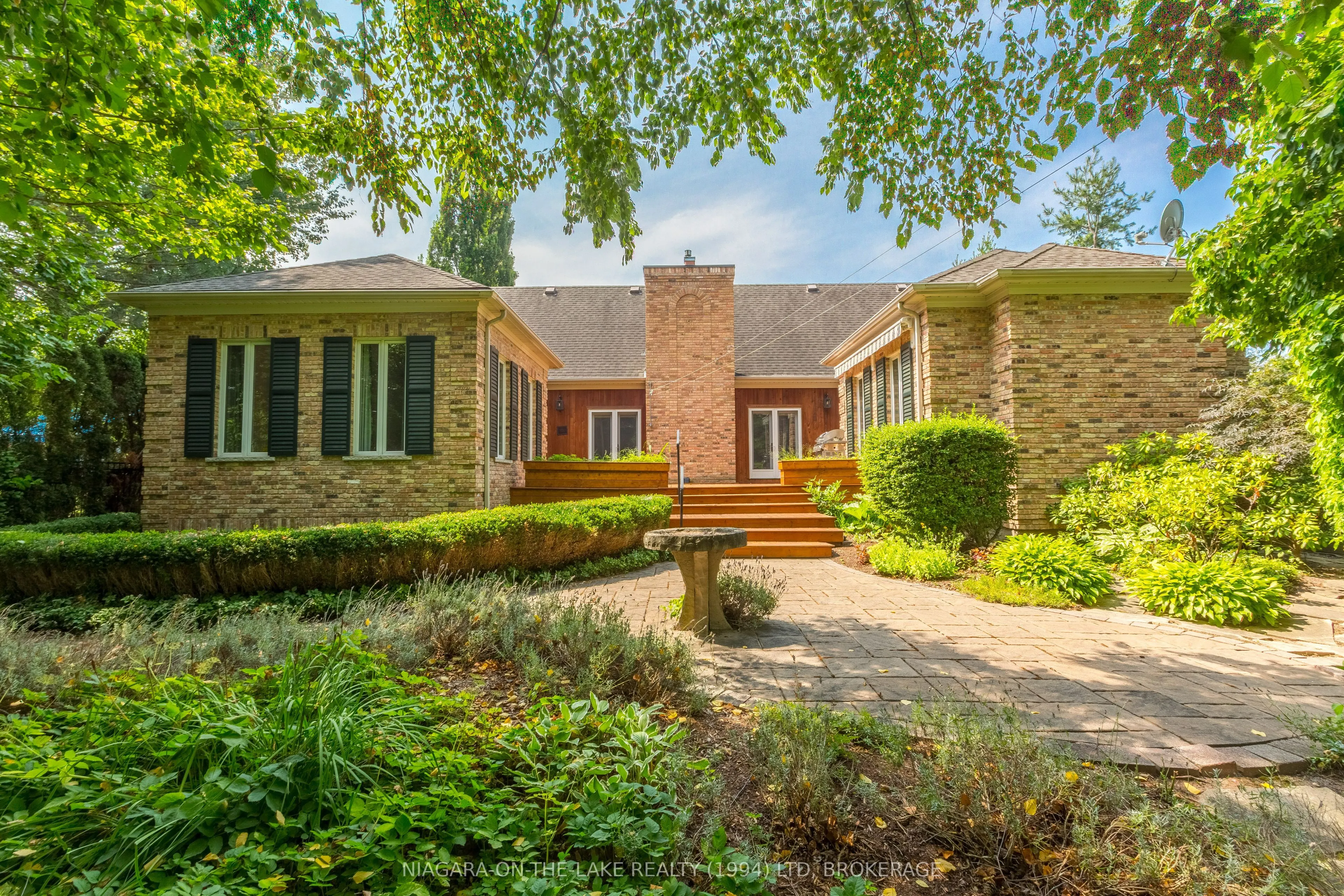 451 GAGE Street
