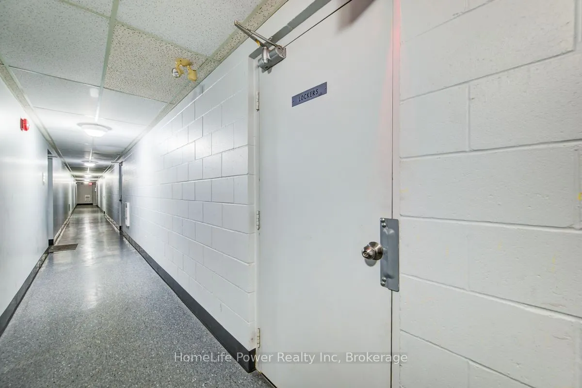 4 Avalon Place #303