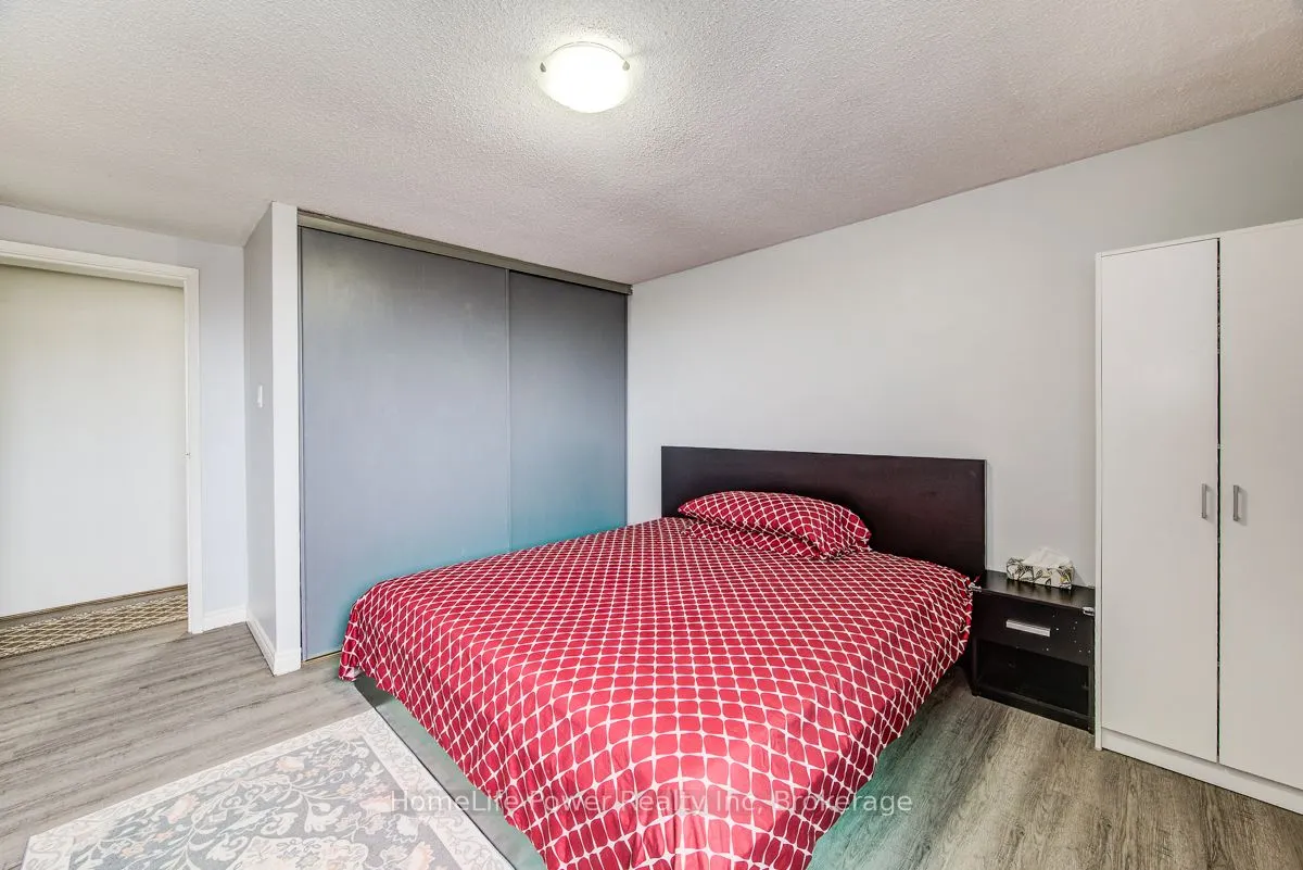 4 Avalon Place #303