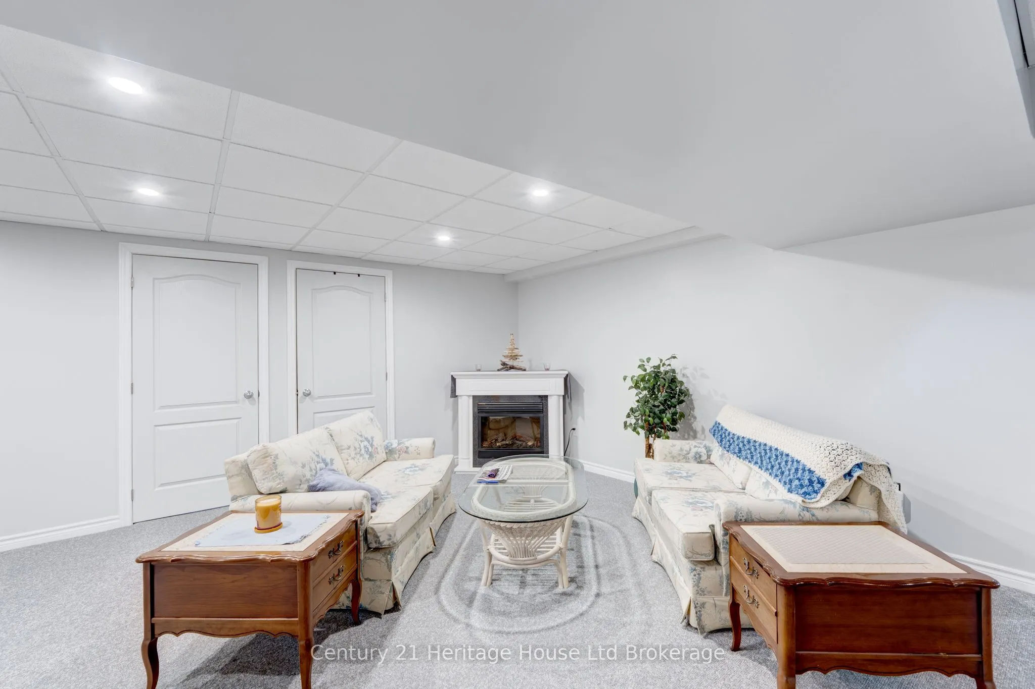 619 Fox Hollow Court