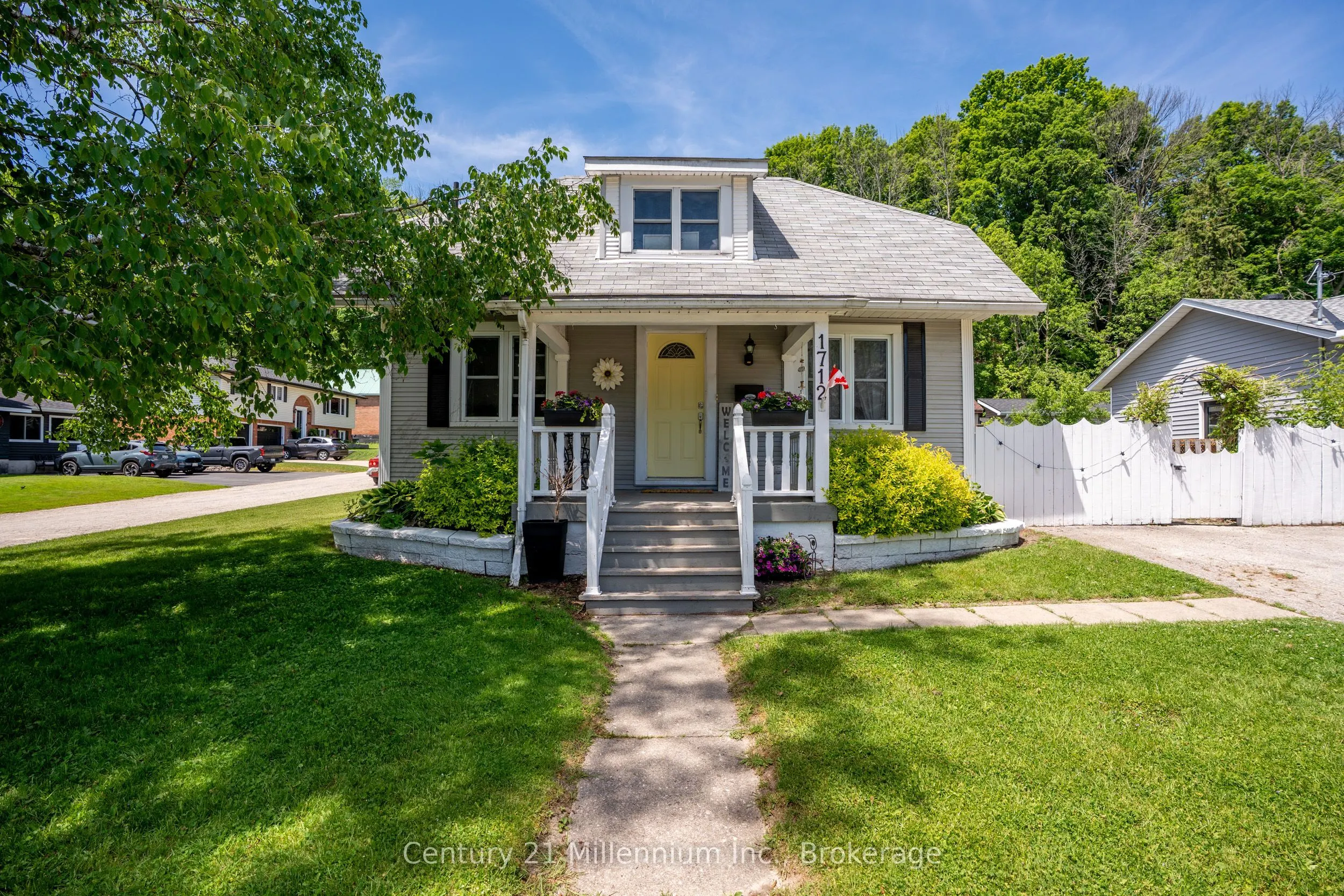 1712 5th Avenue W