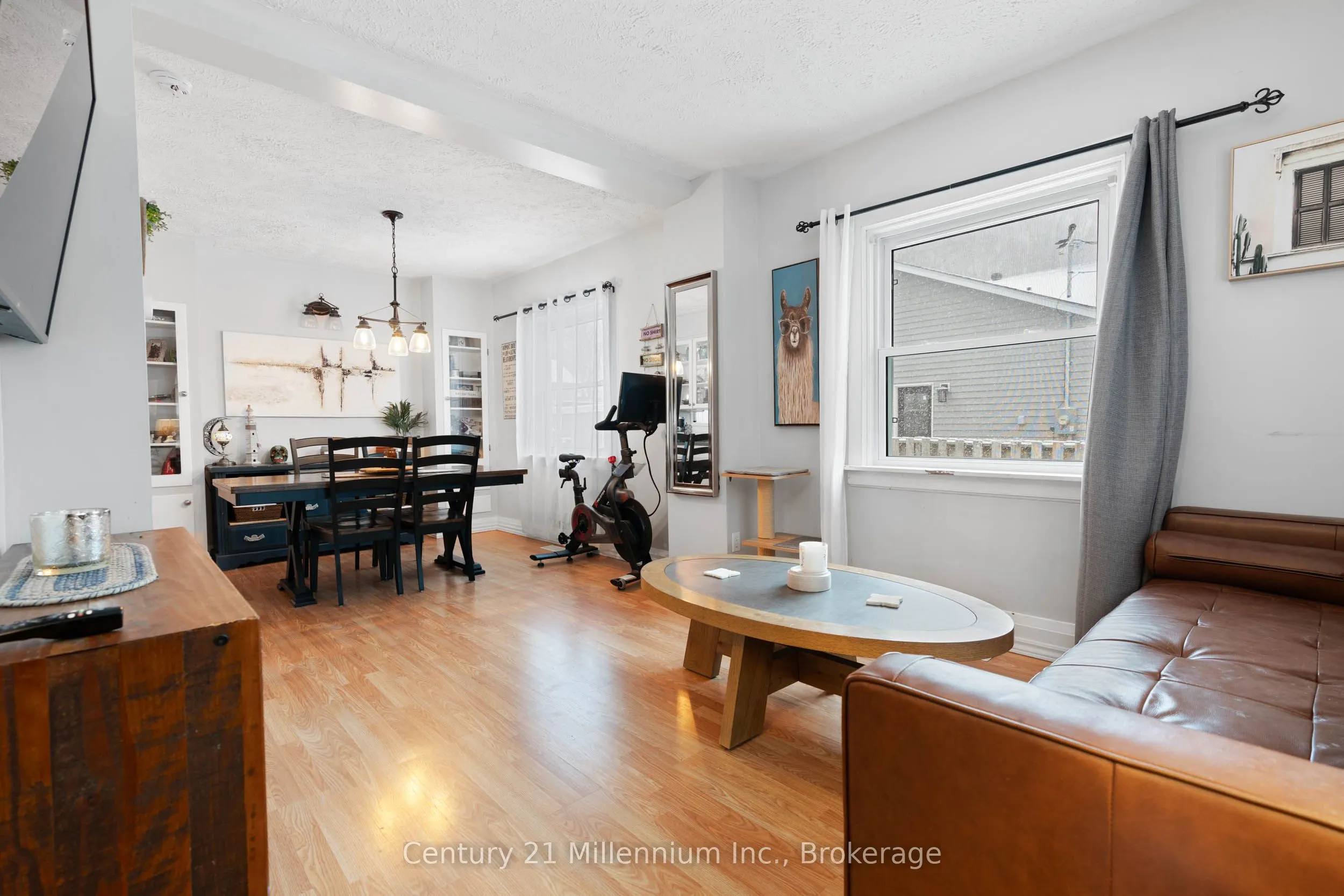 1712 5th Avenue W