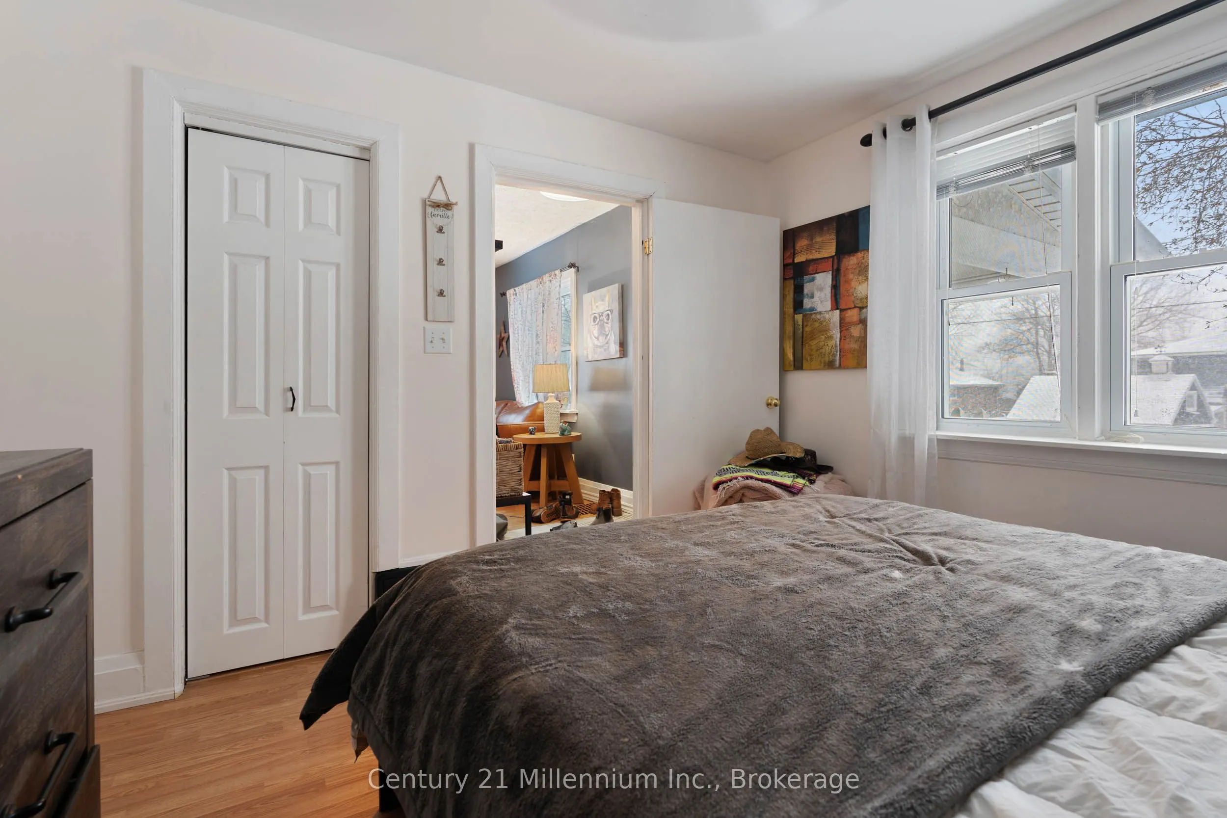 1712 5th Avenue W