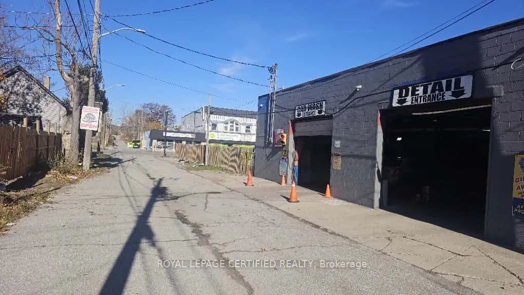 639 Langlois Avenue