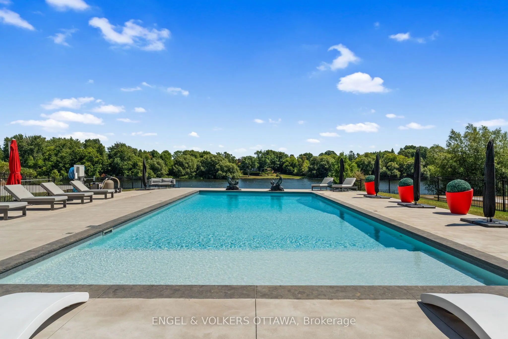 151 Winding Way