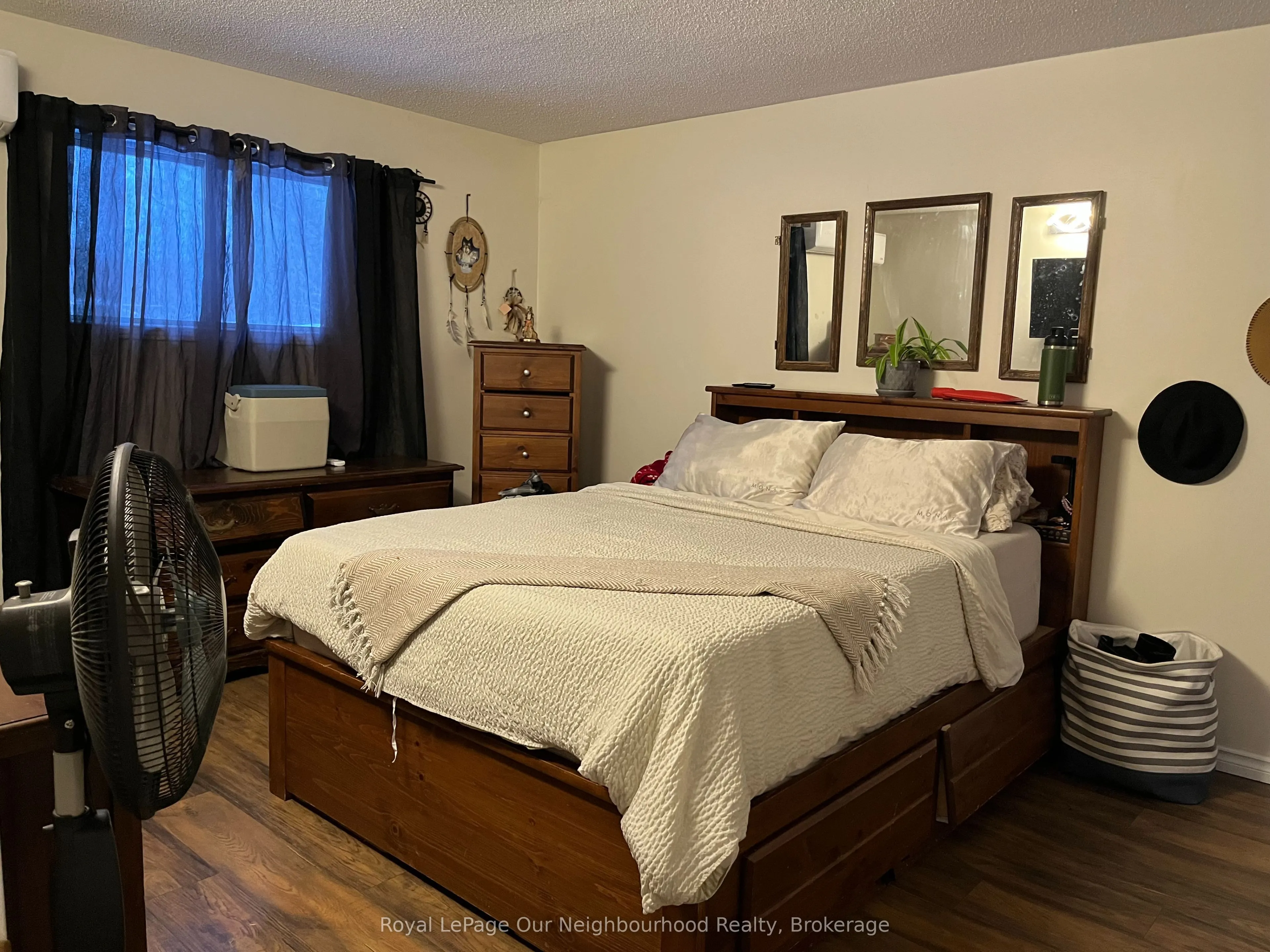 72 Lakeshore Road