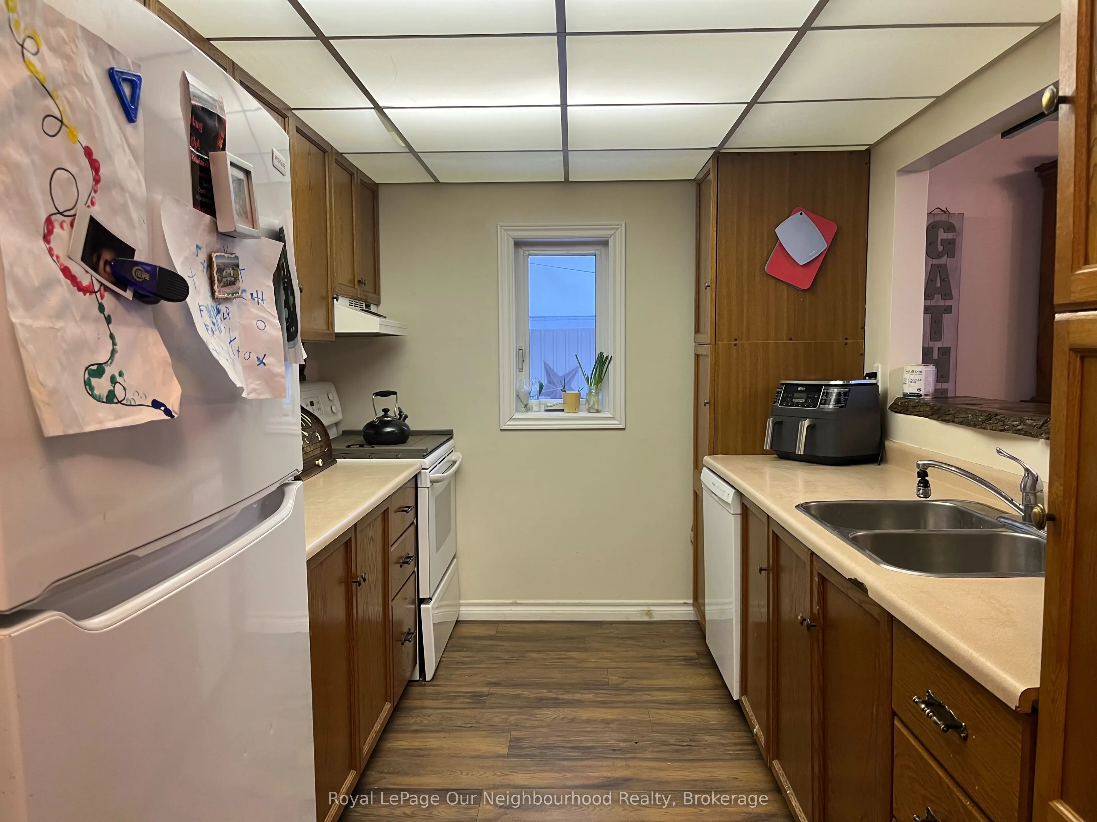 72 Lakeshore Road