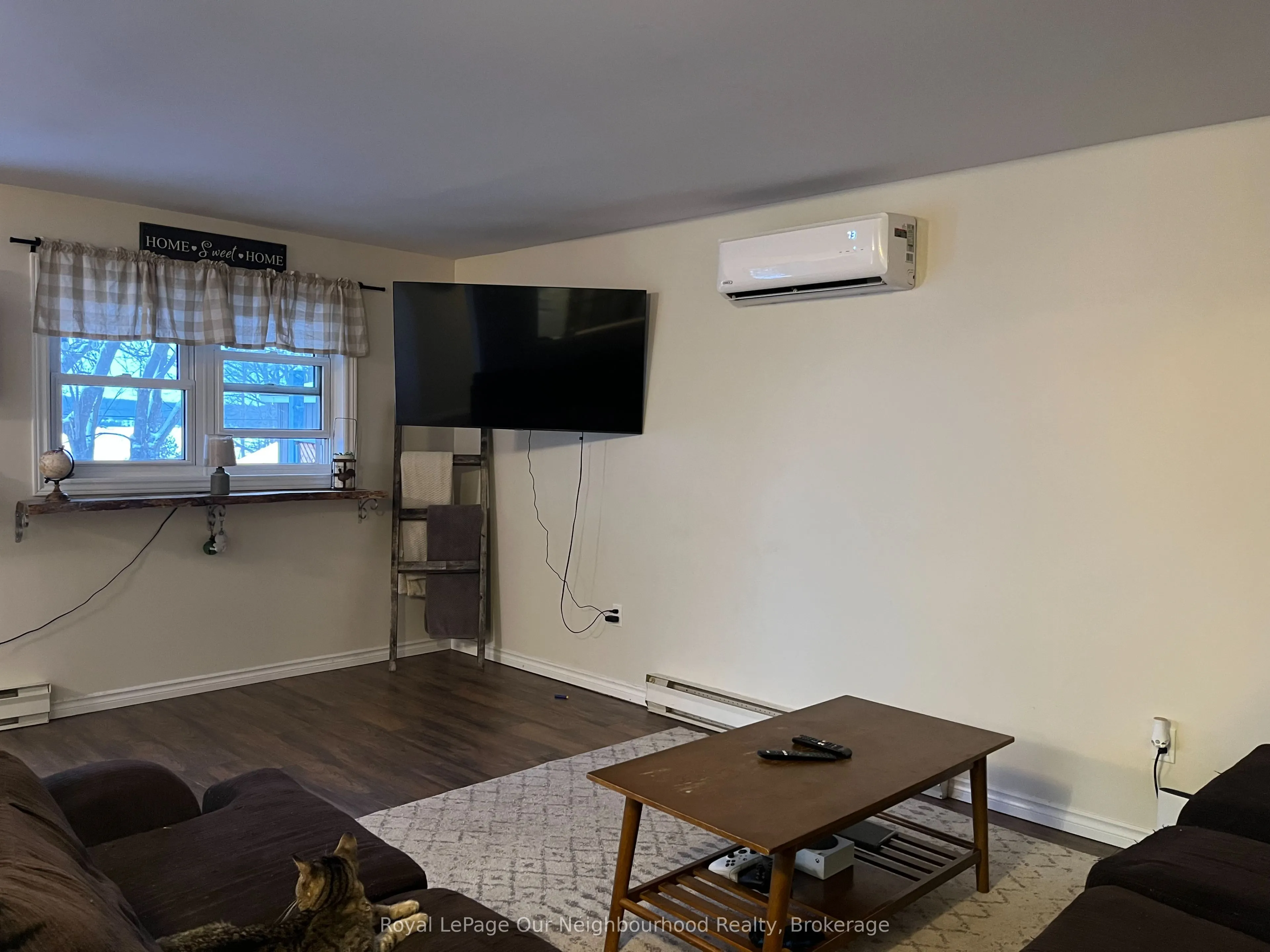 72 Lakeshore Road