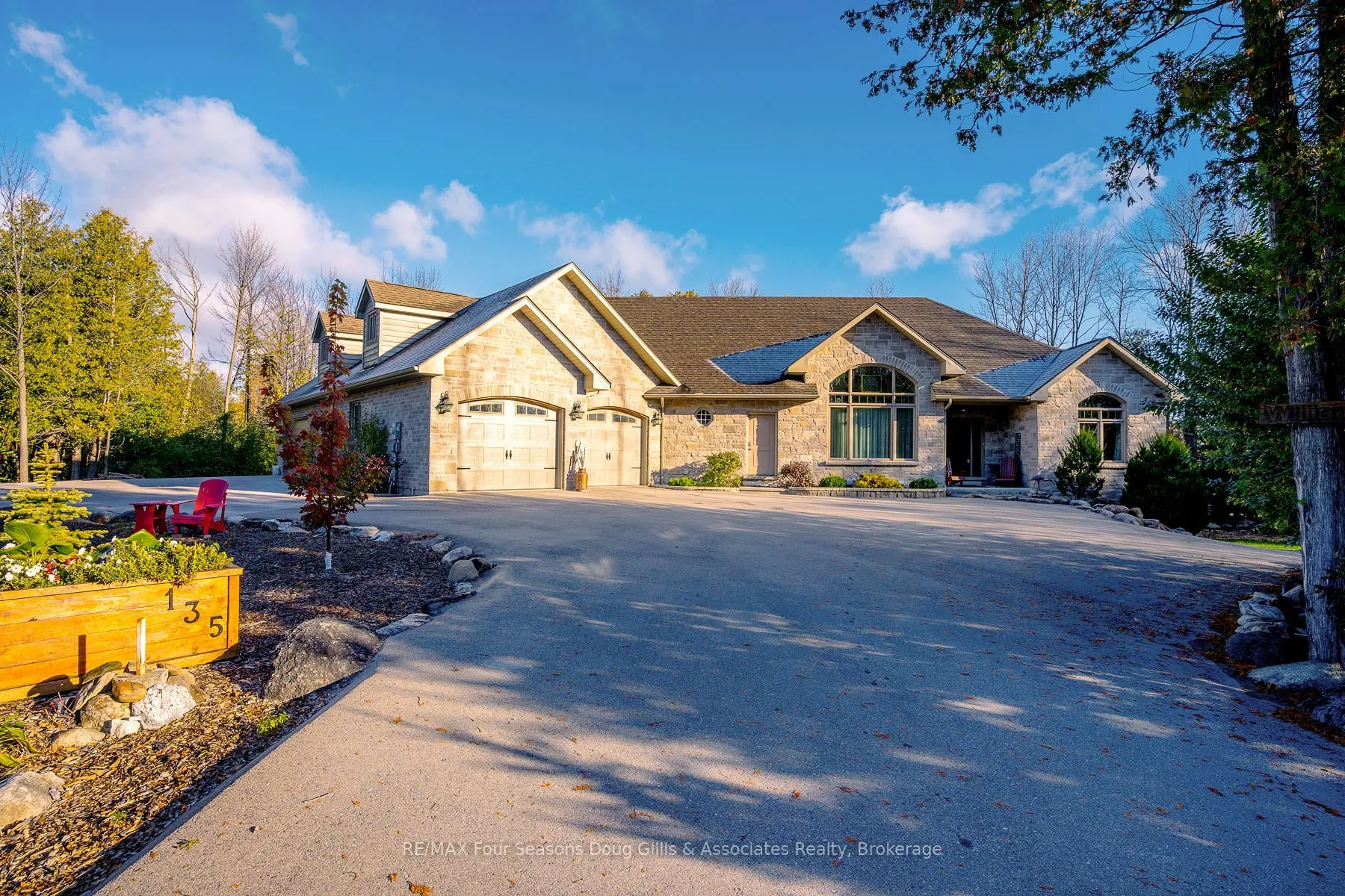 135 Algonquin Drive