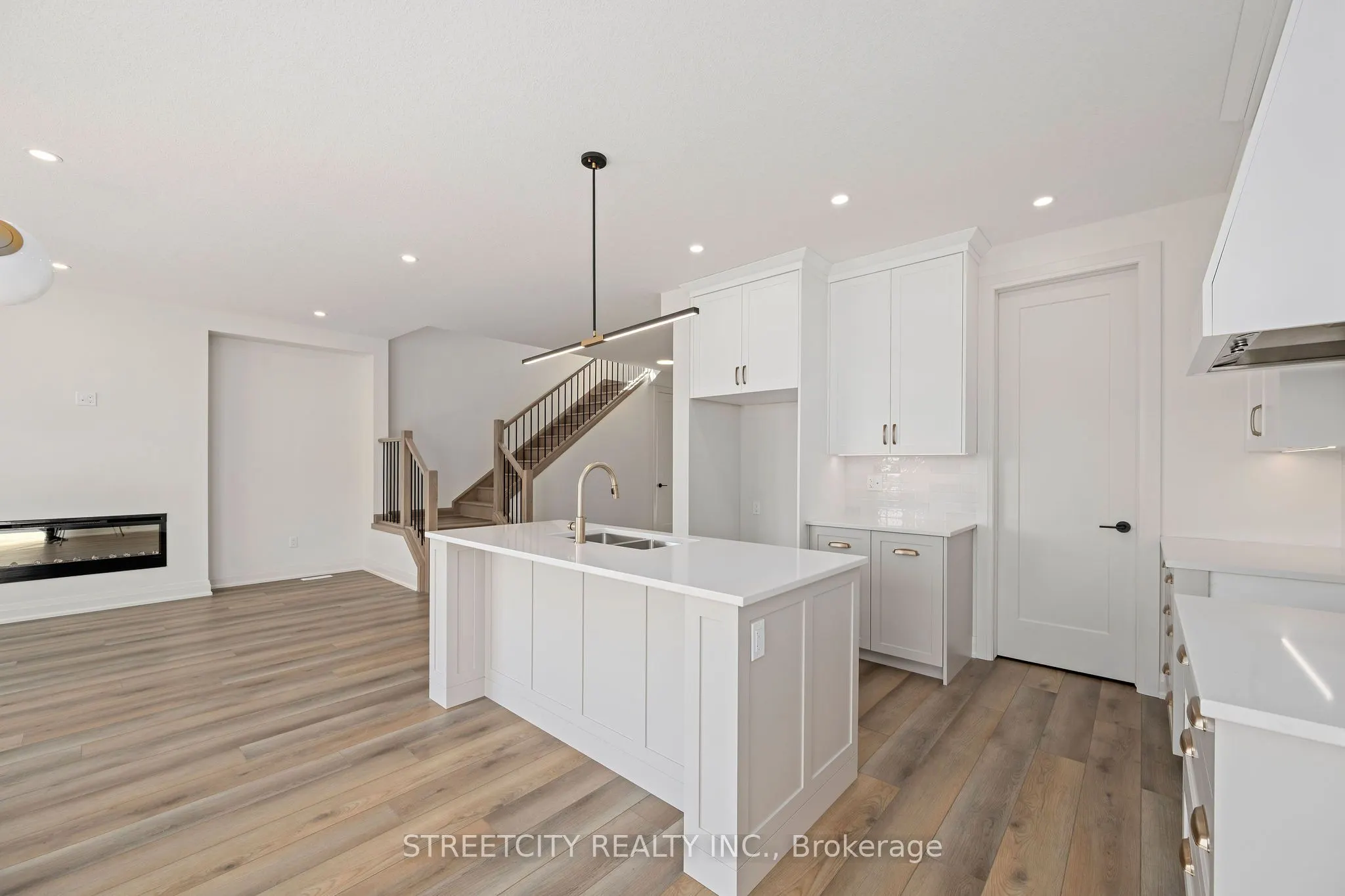 43 Lucas Road