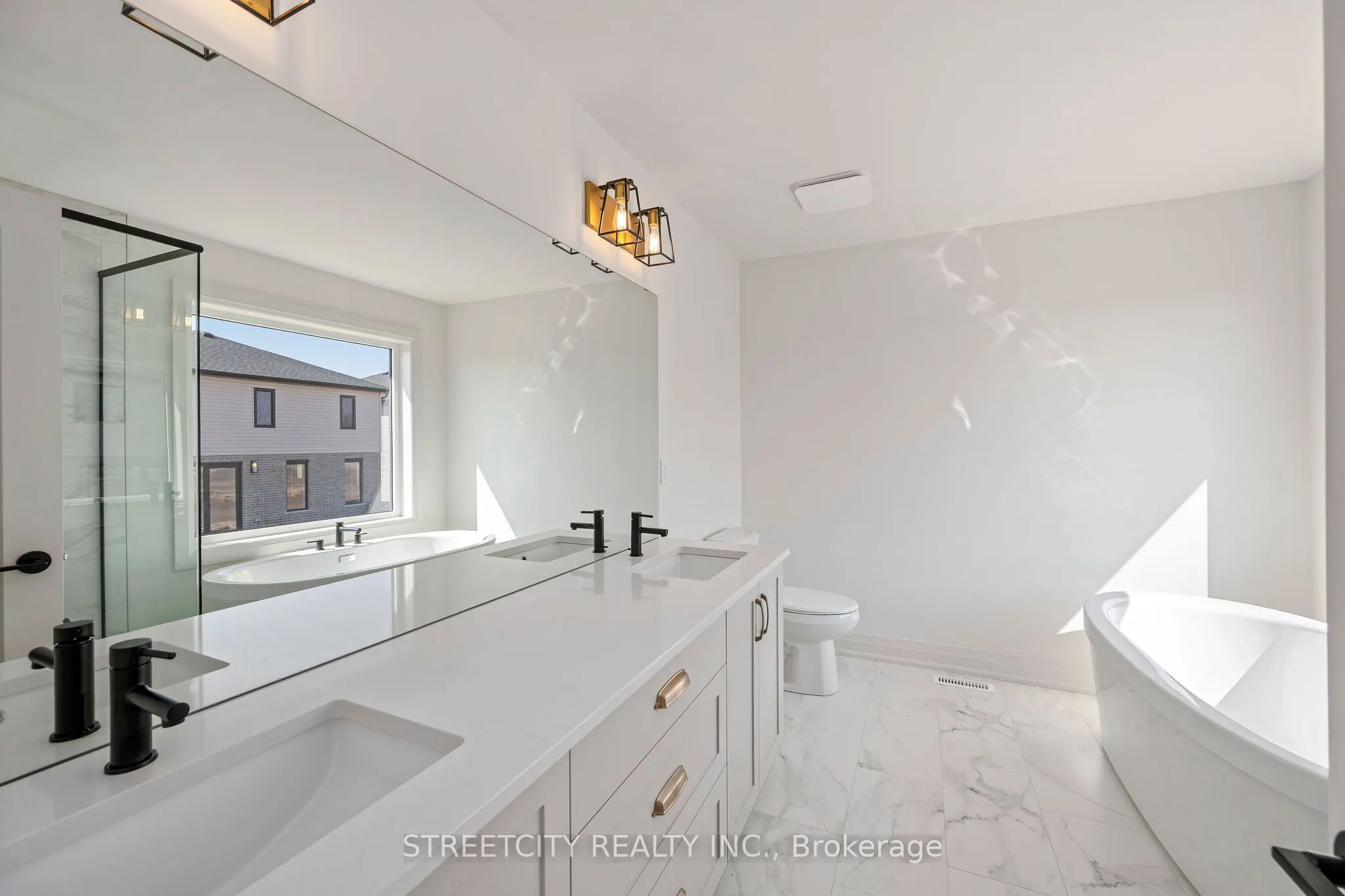 43 Lucas Road