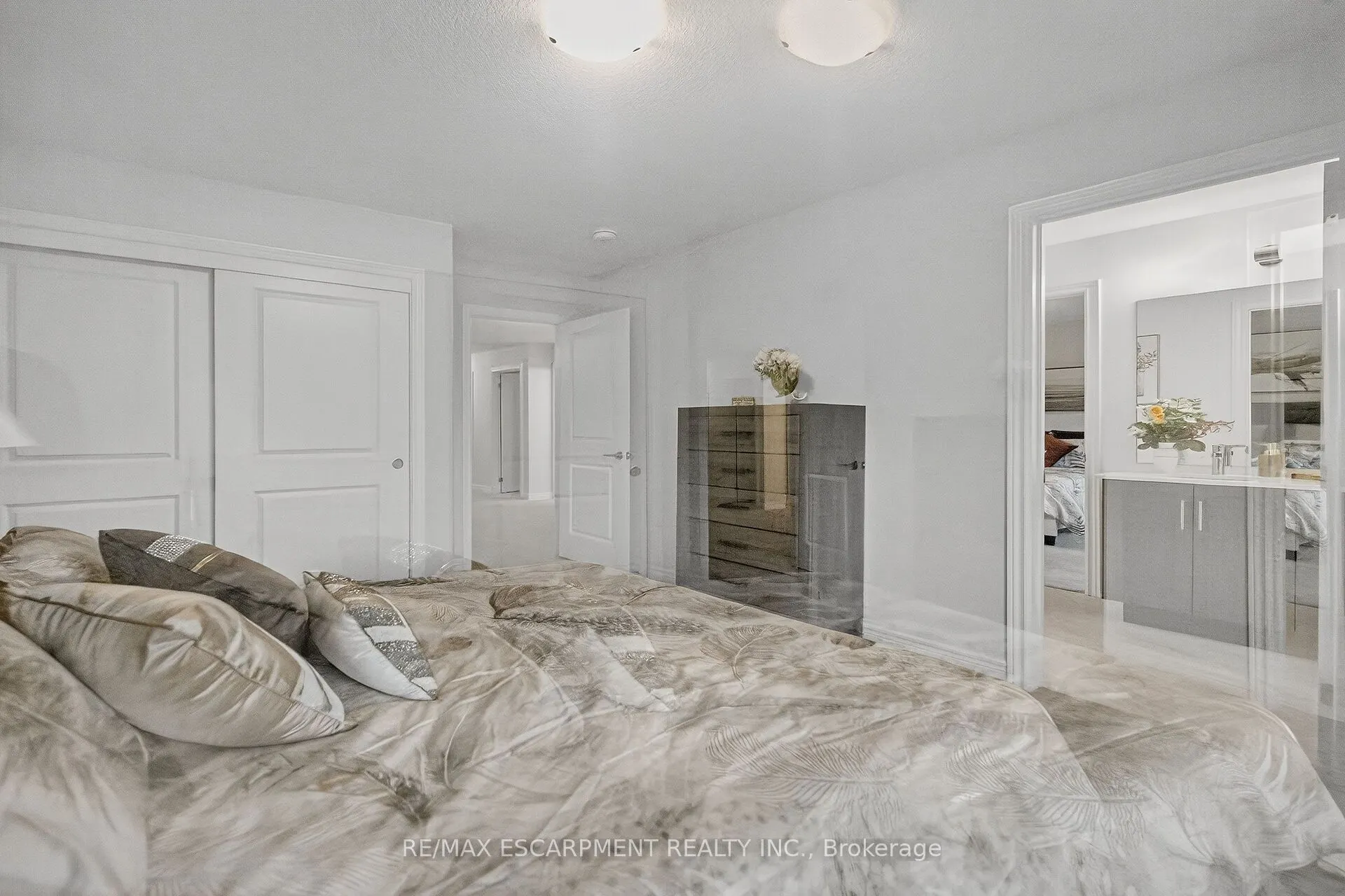 67 Starfire Crescent