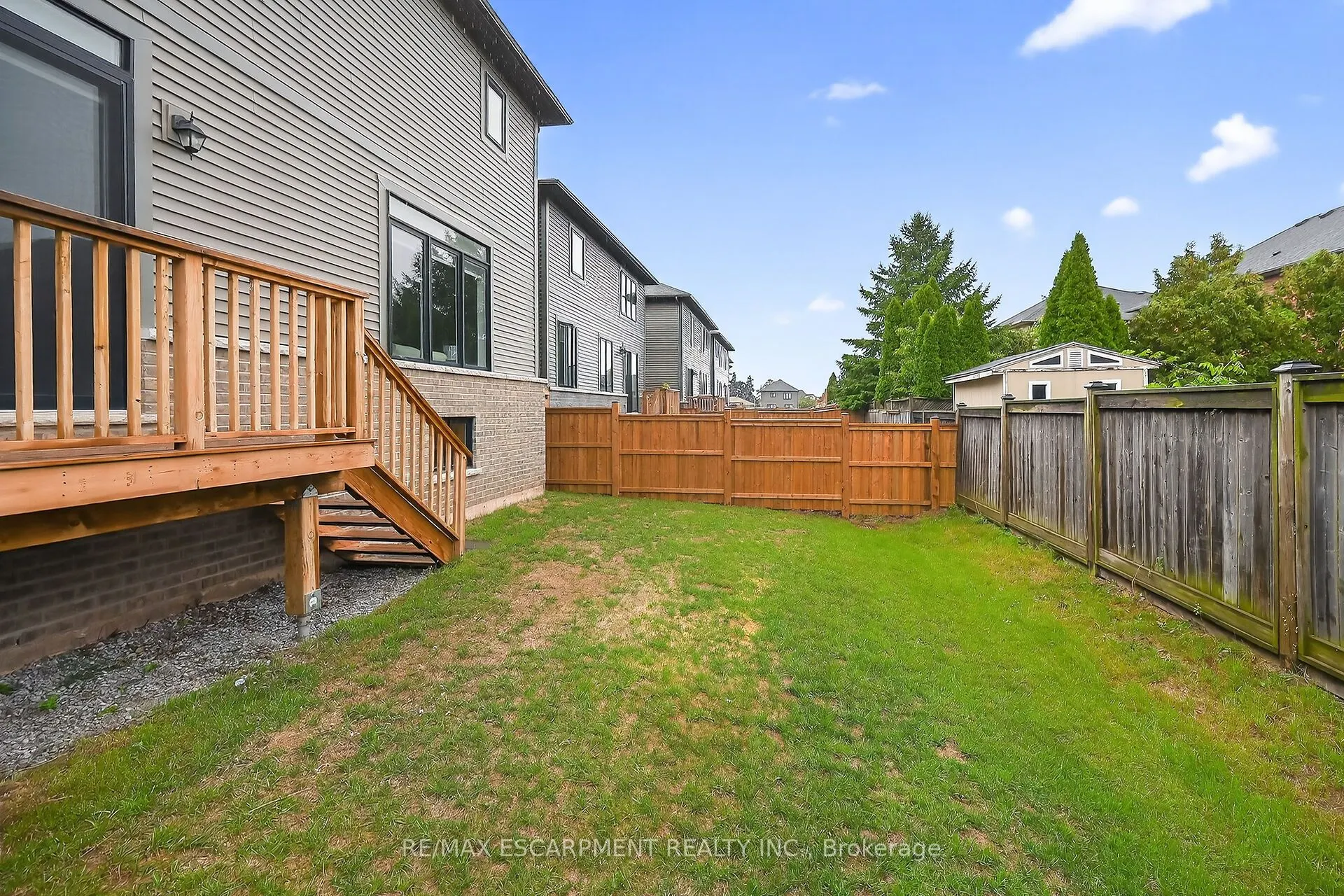 67 Starfire Crescent