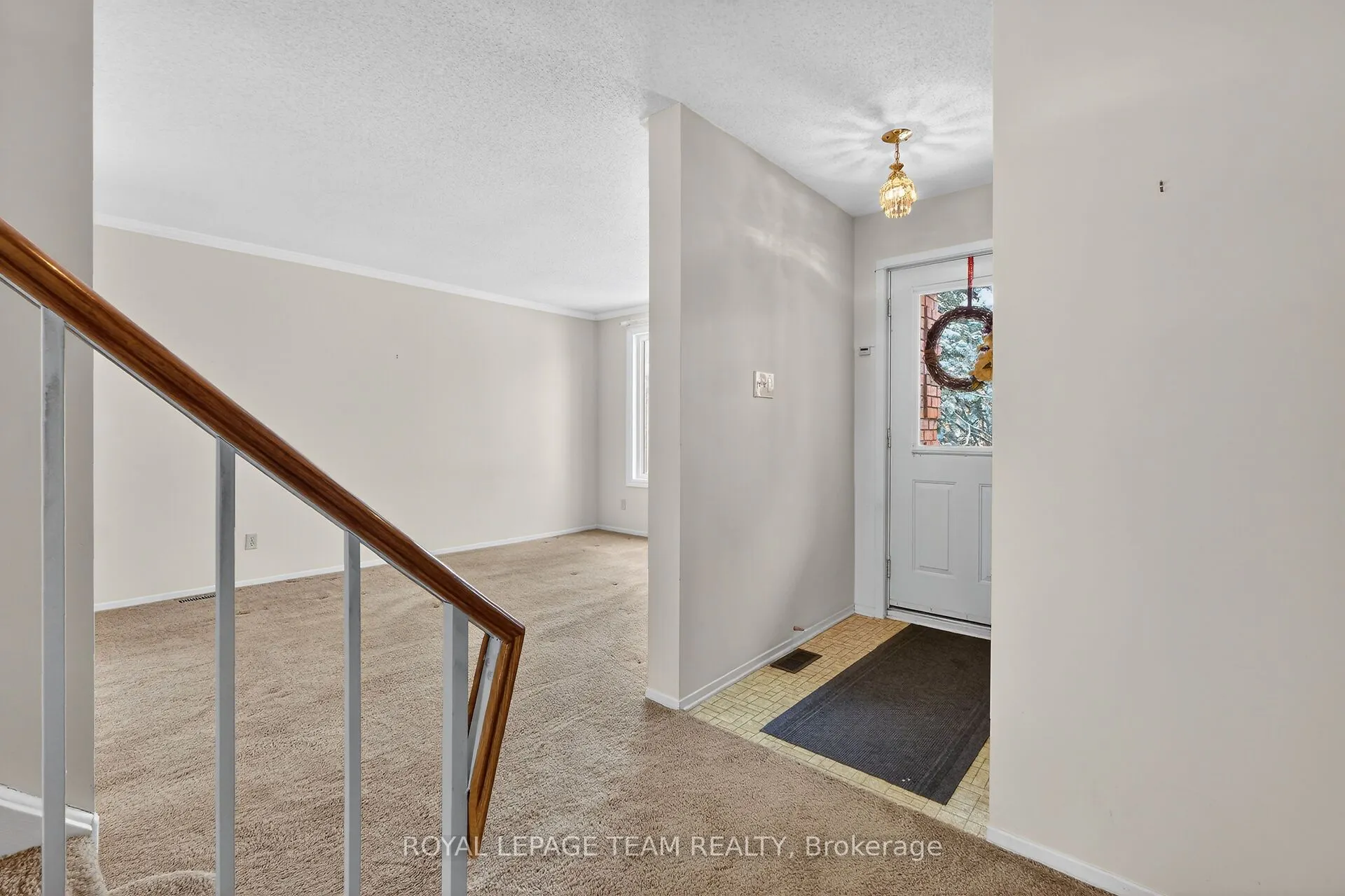 97 Huntsman Crescent