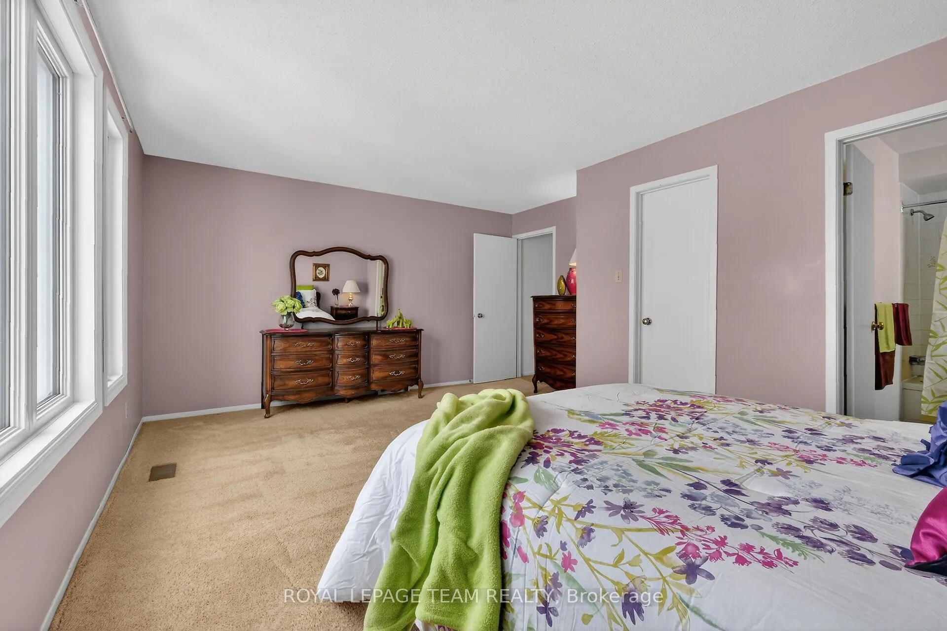 97 Huntsman Crescent
