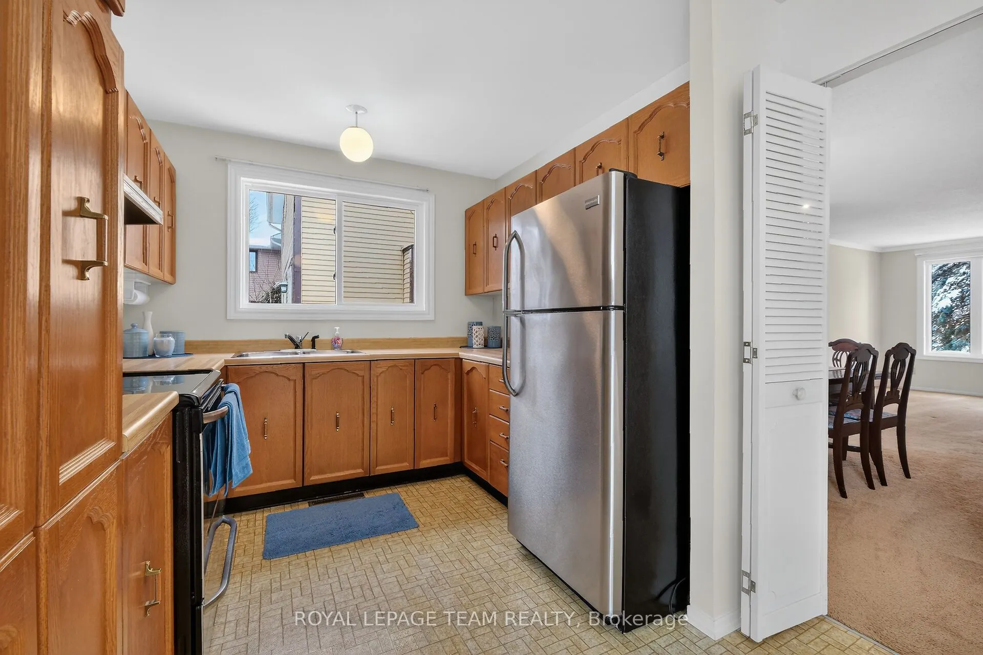 97 Huntsman Crescent