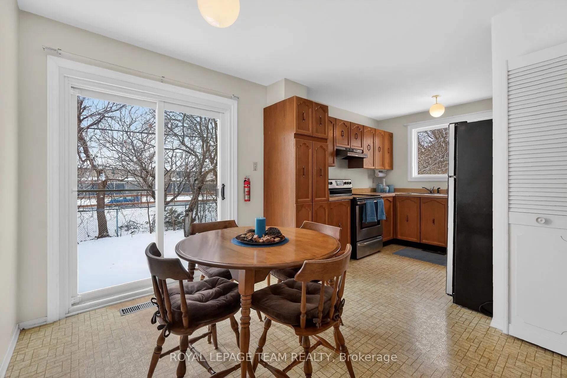 97 Huntsman Crescent