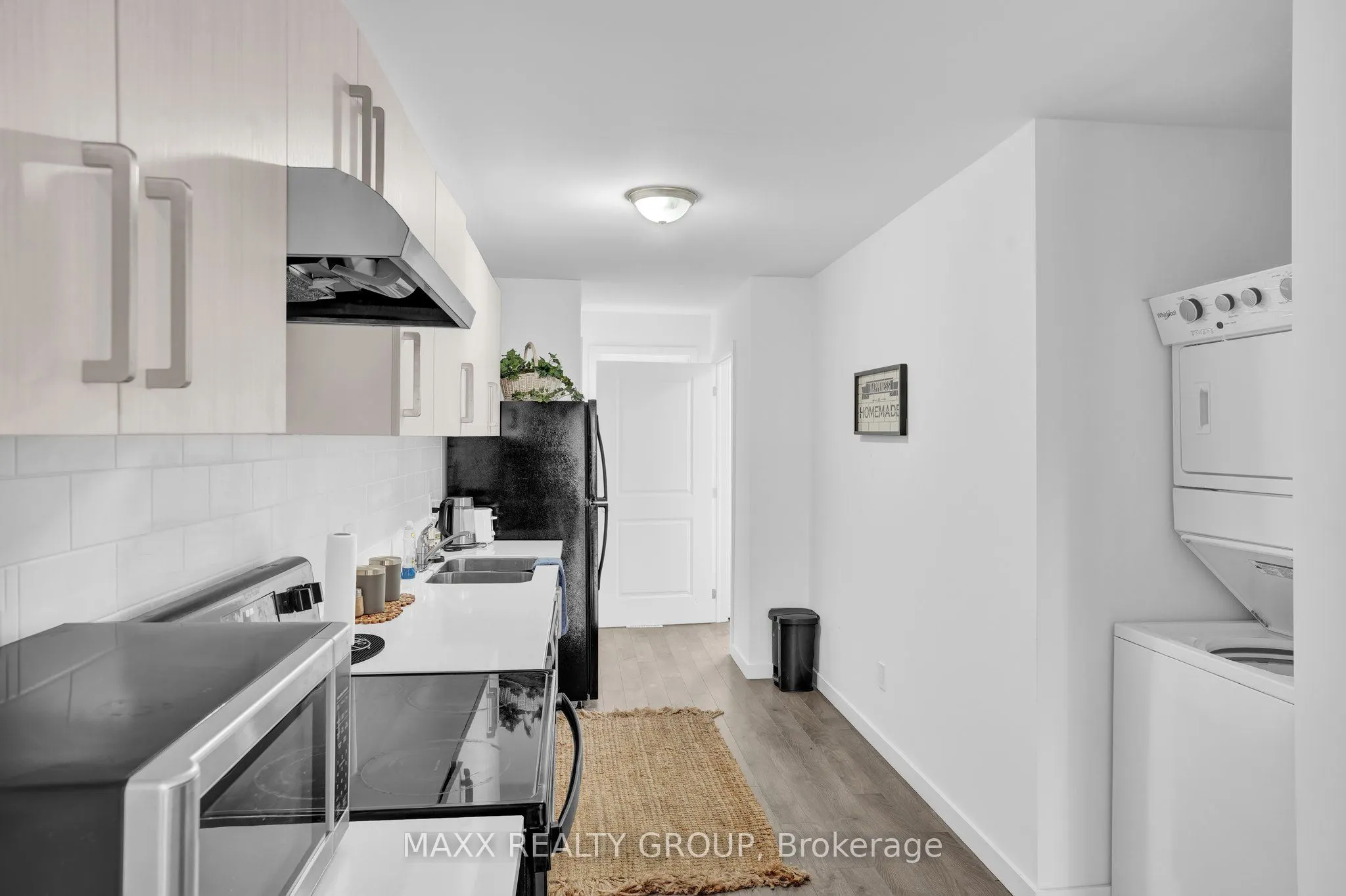 352 Alberta Street