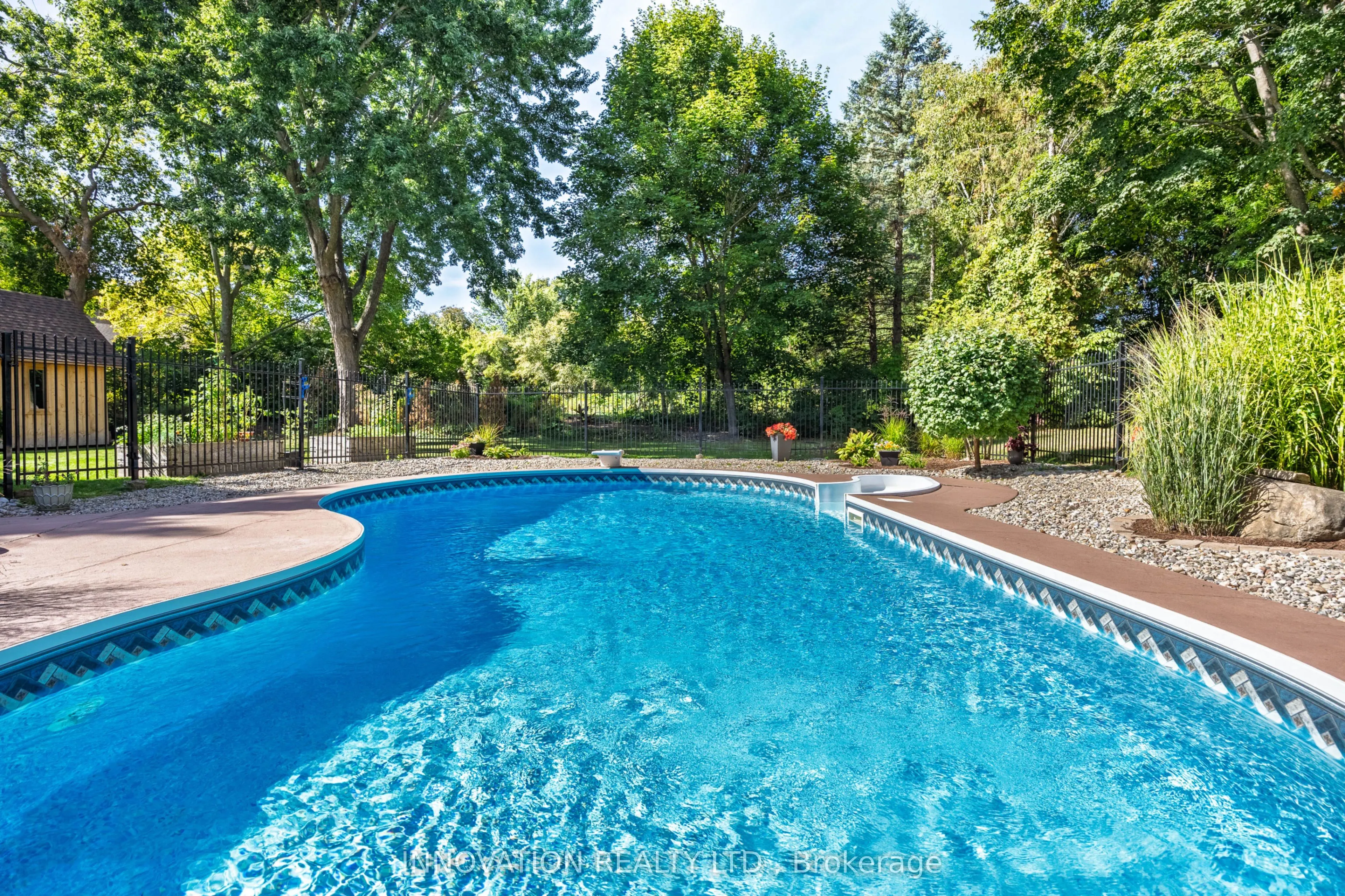 5558 South Island Park Drive