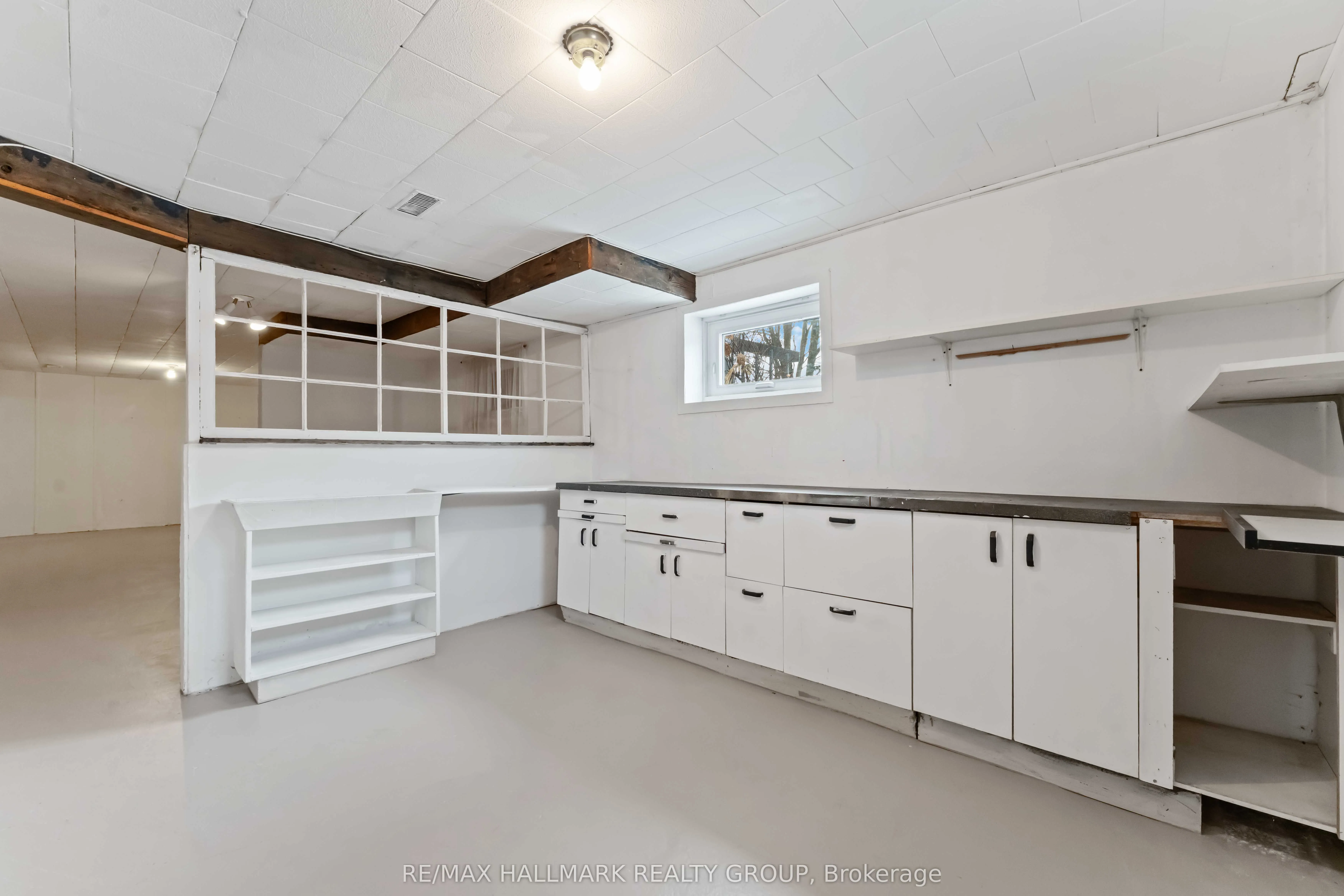 3654 Navan Road