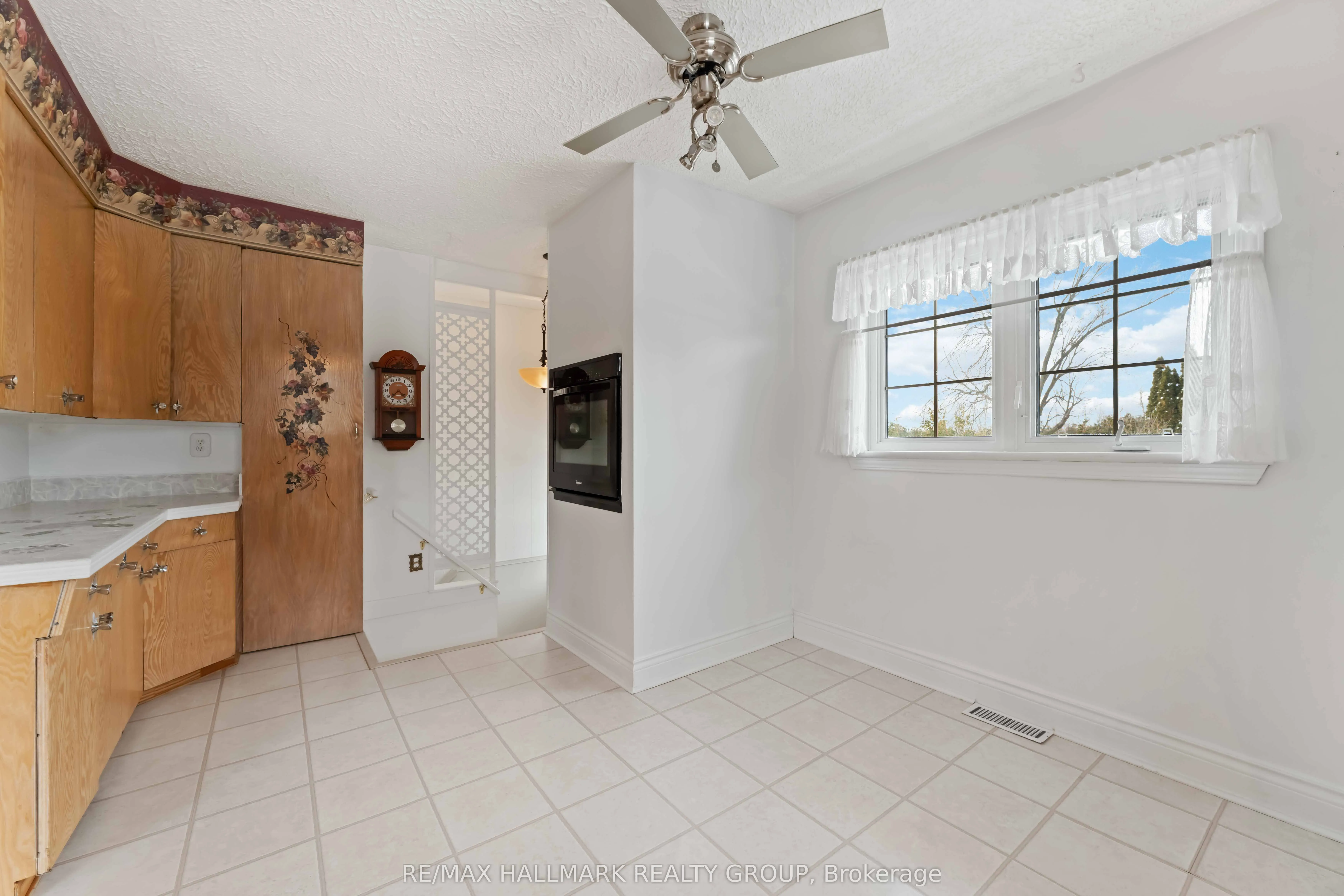 3654 Navan Road