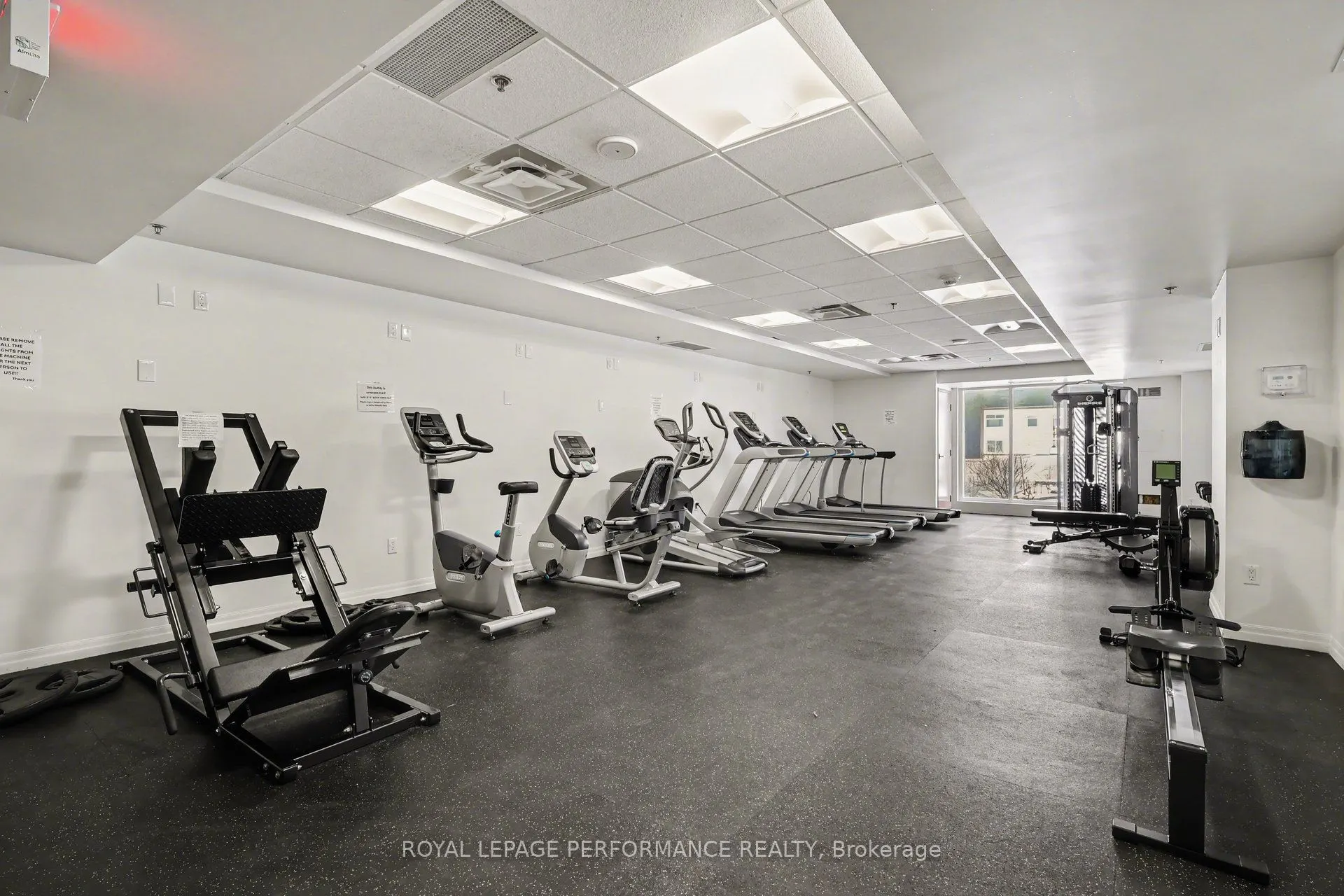 242 Rideau Street #204