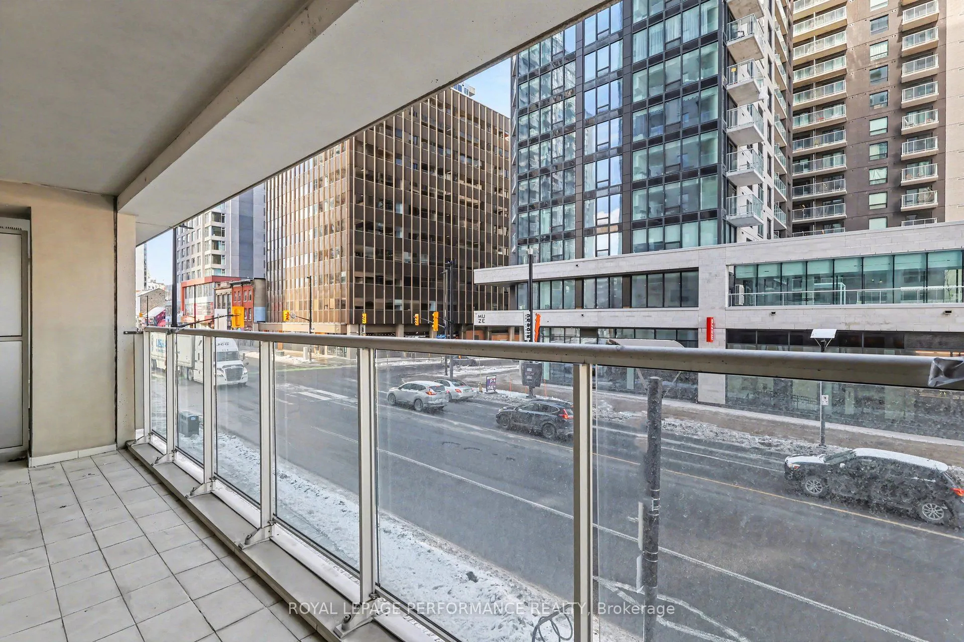 242 Rideau Street #204
