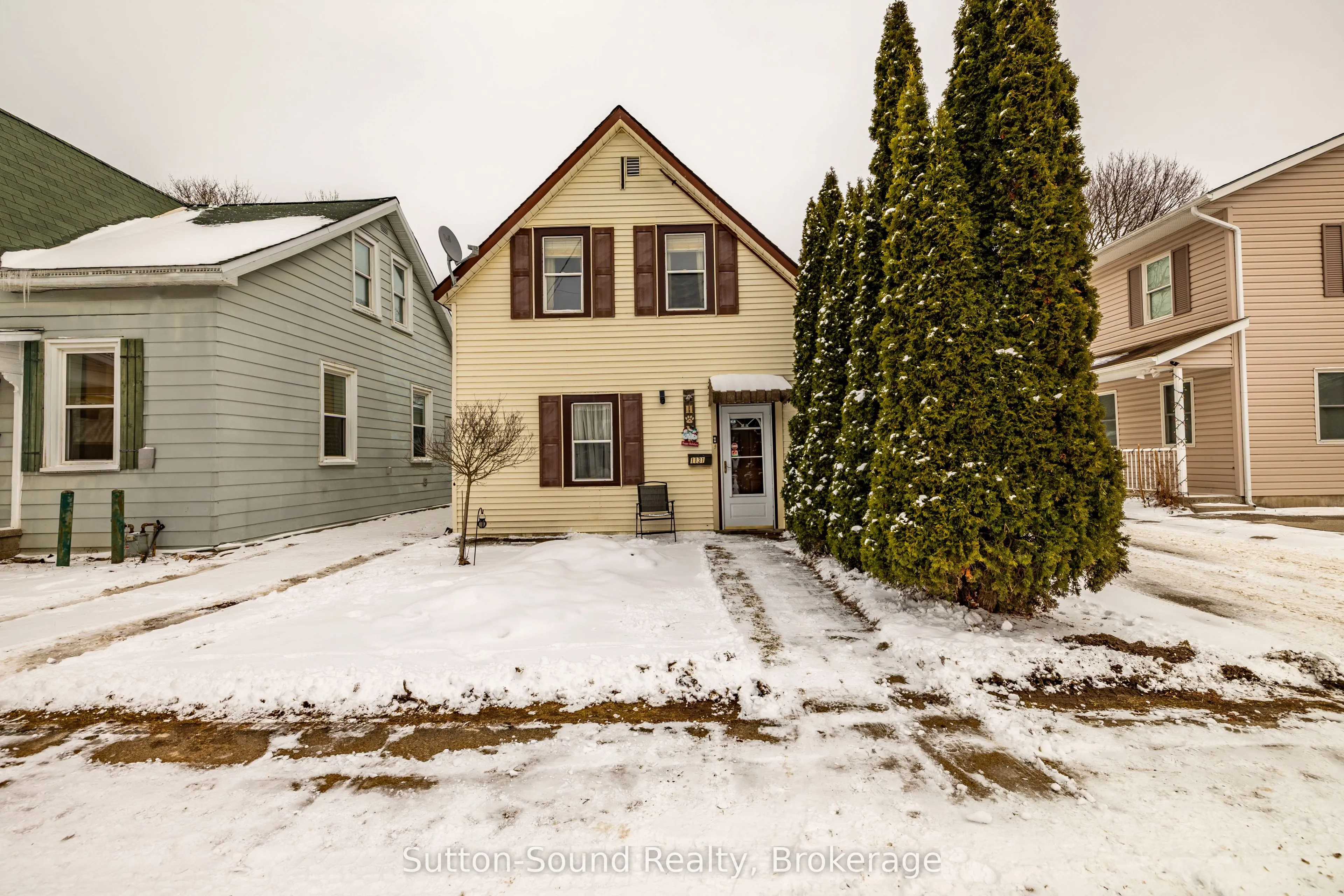 1131 3rd Avenue W