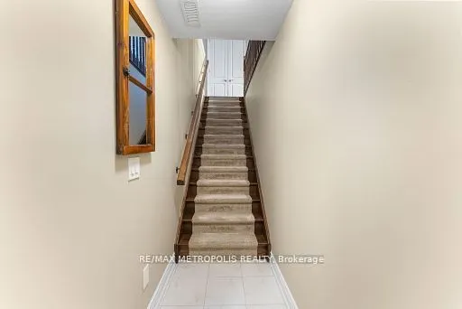 8 Nature's Landing Drive