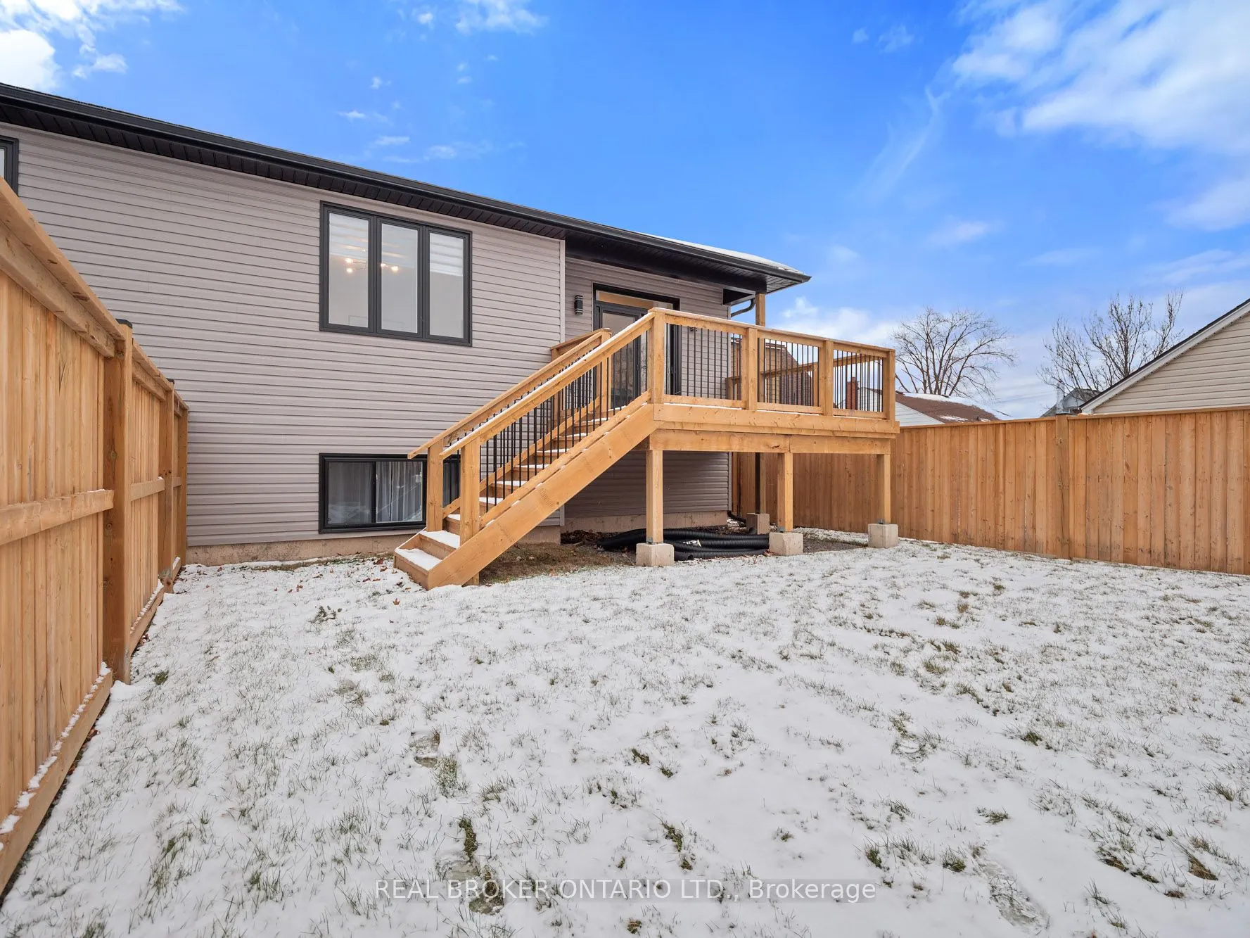 230 KNOLL Street