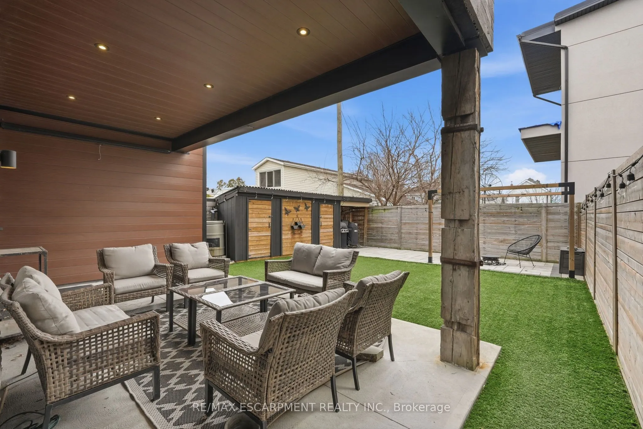 414 JOHN Street