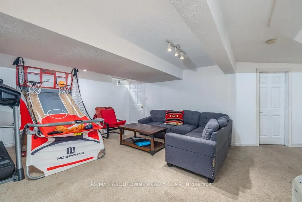 14 SABLE Drive