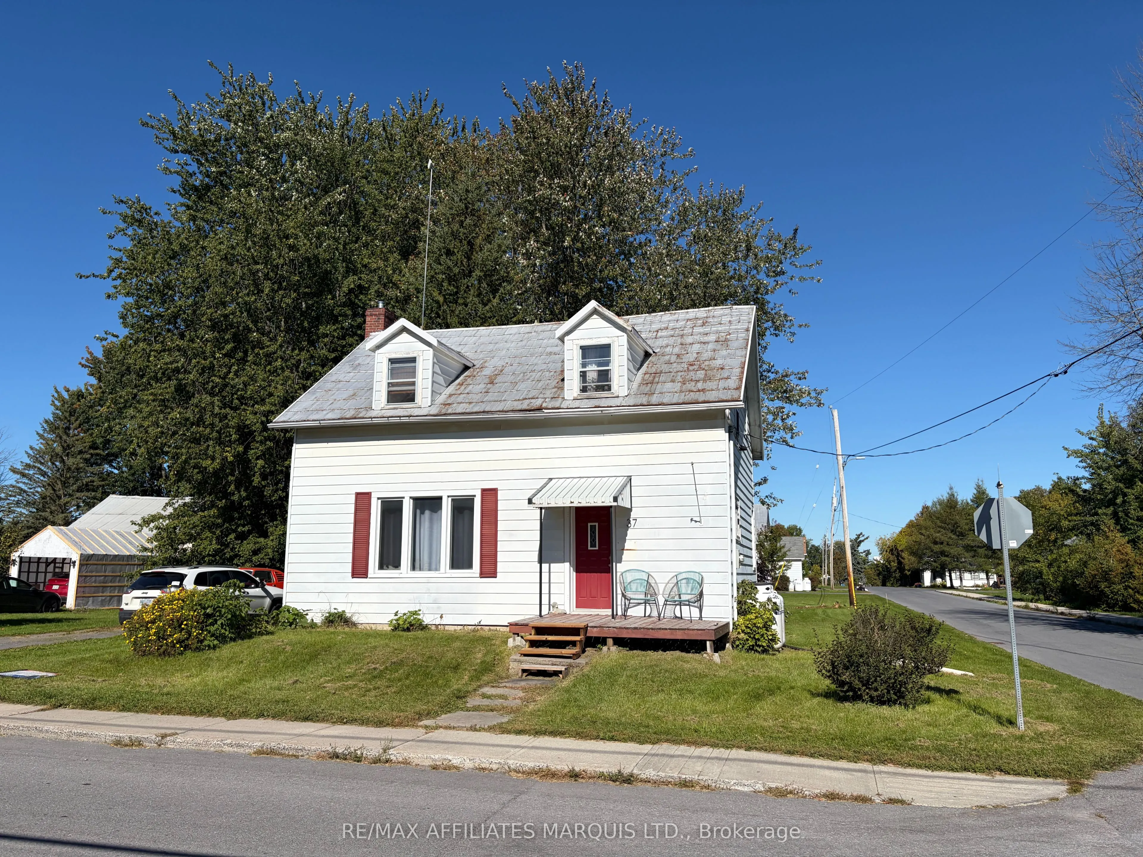 37 Main Street